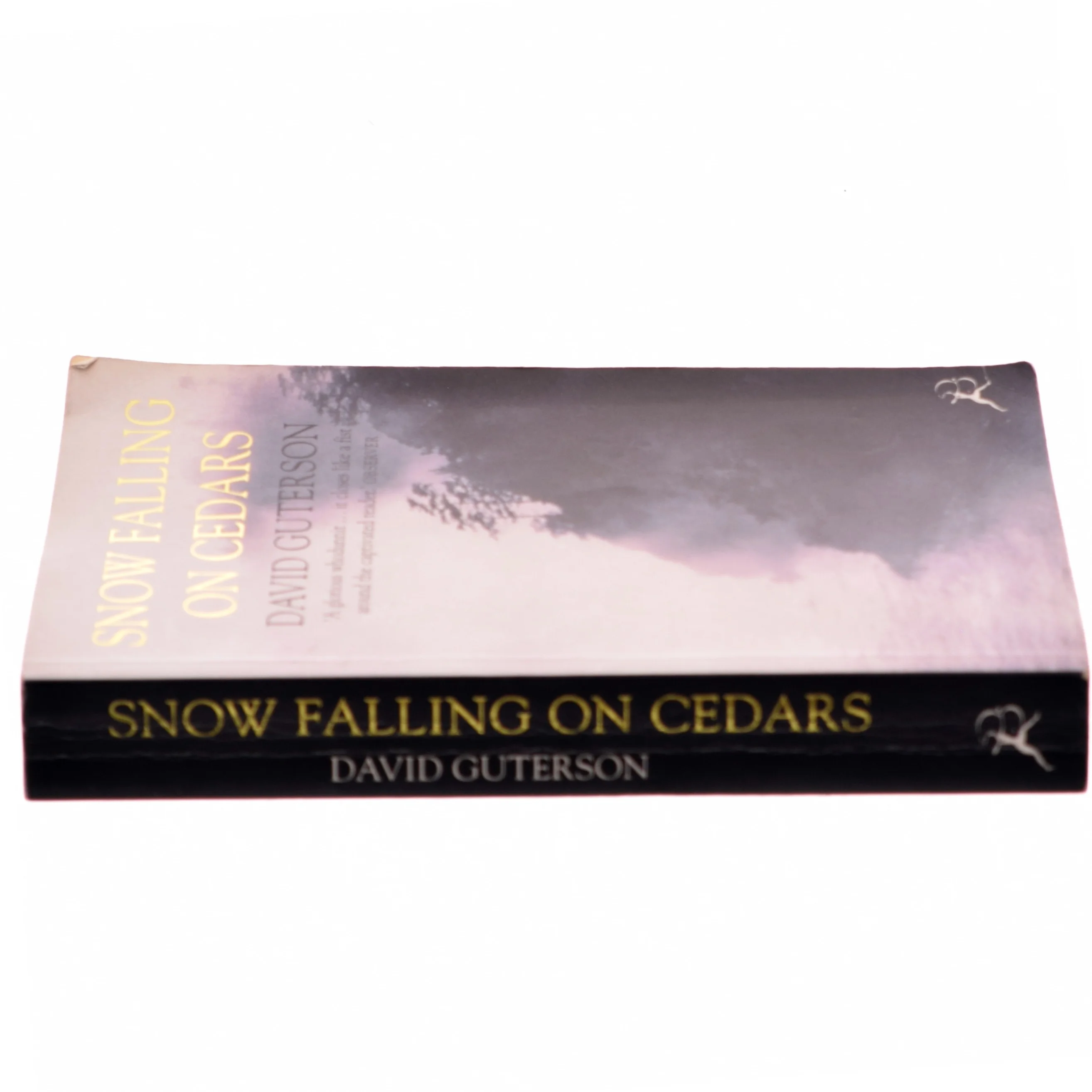 Snow falling on cedars af David Guterson (Bog)
