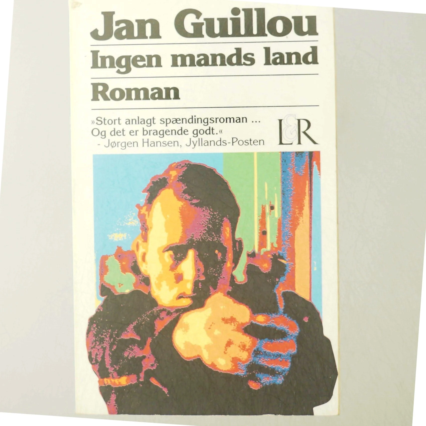 Ingen mands land af Jan Guillou (Bog)