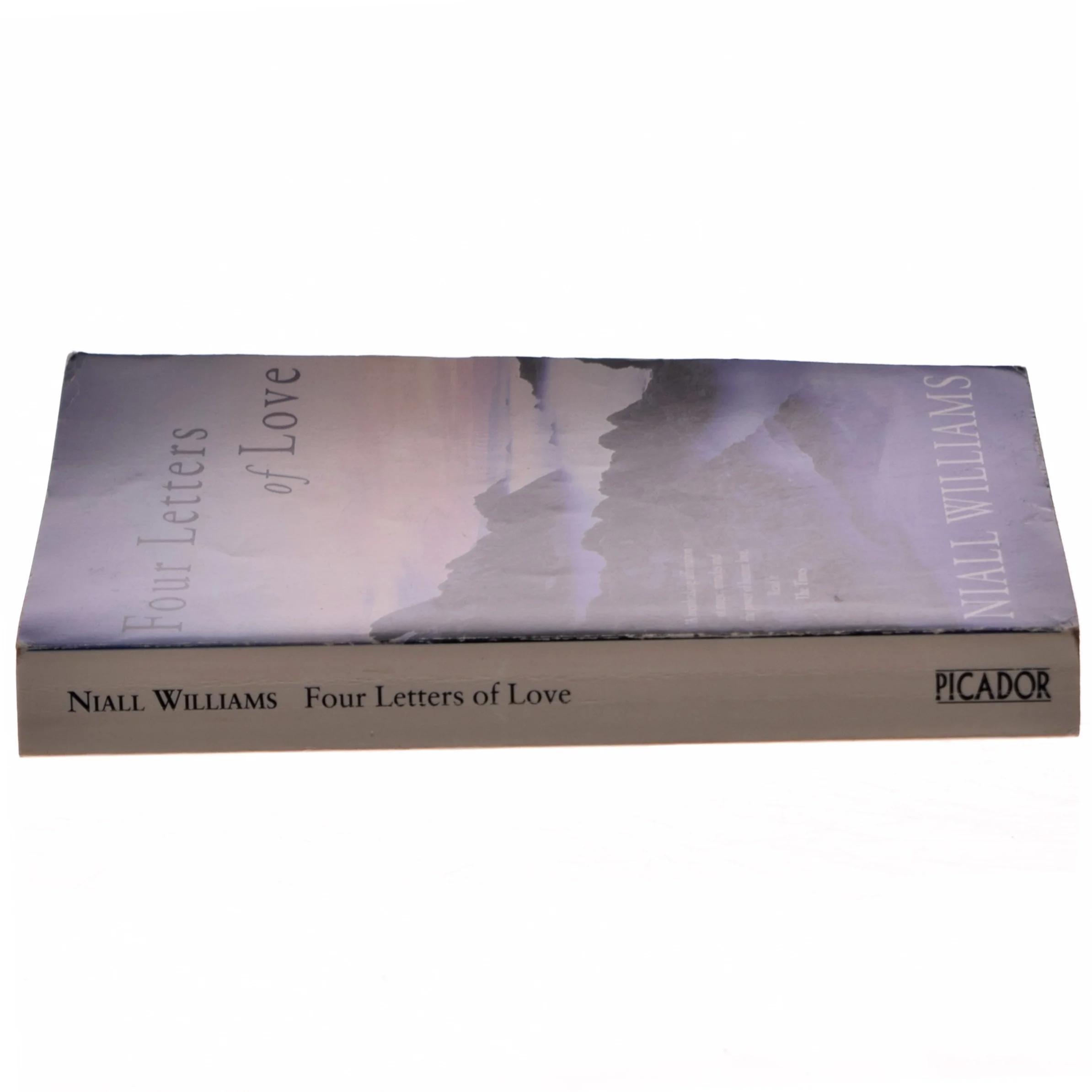 Four letters of love af Niall Williams (1958-) (Bog)