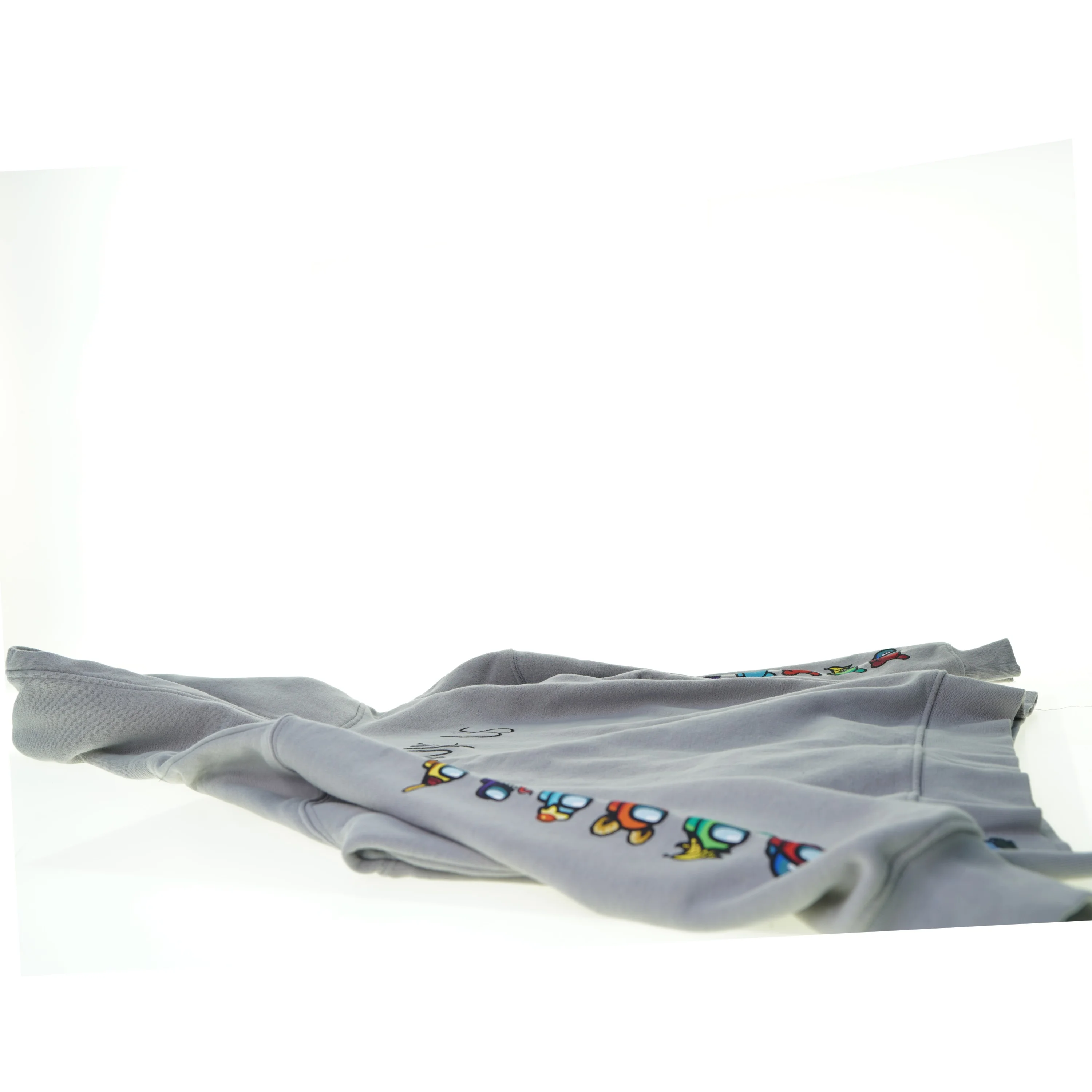 Among Us hoodie fra Zara (str. 164)