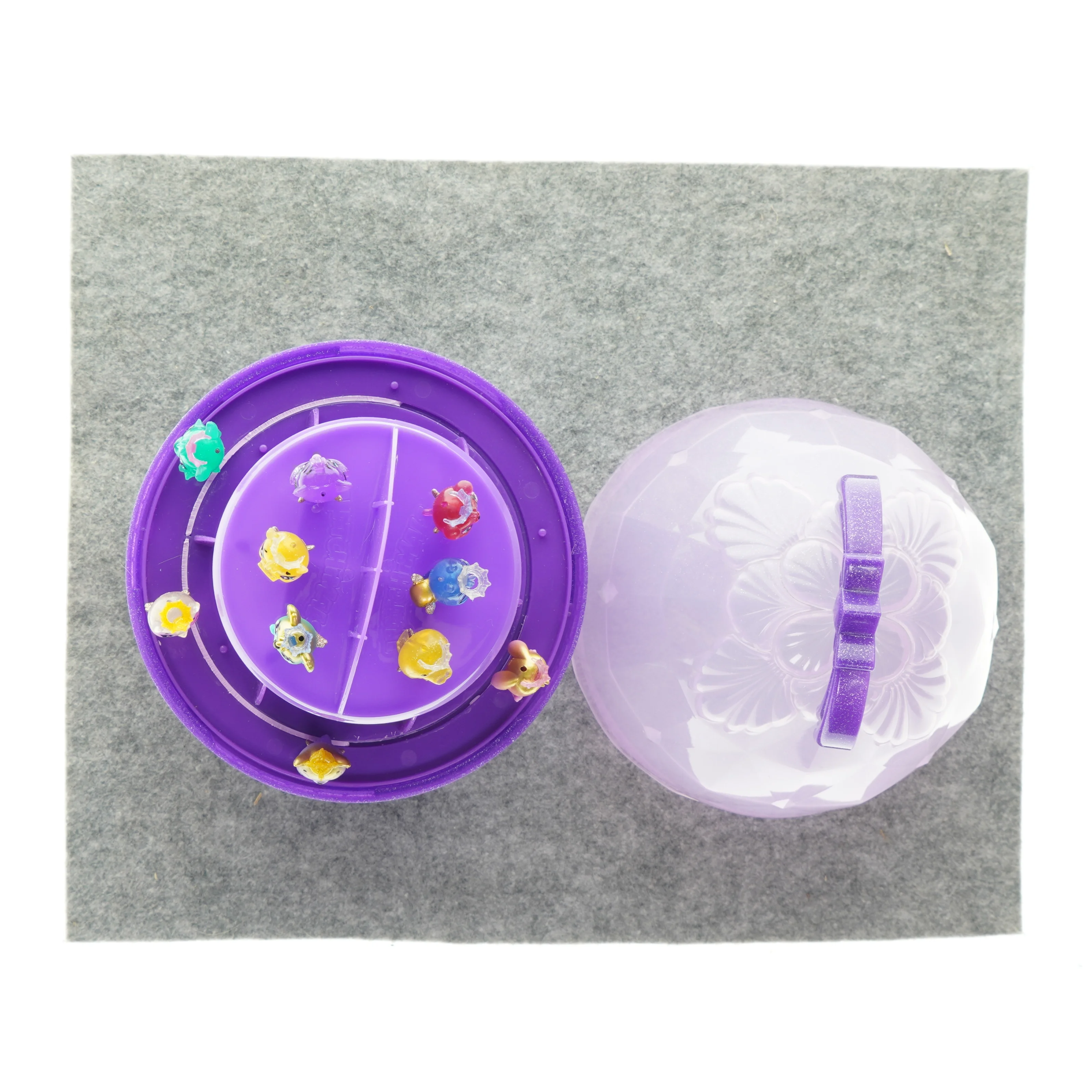 Legetøj til børn  fra Hatchimals. (25x12cm)