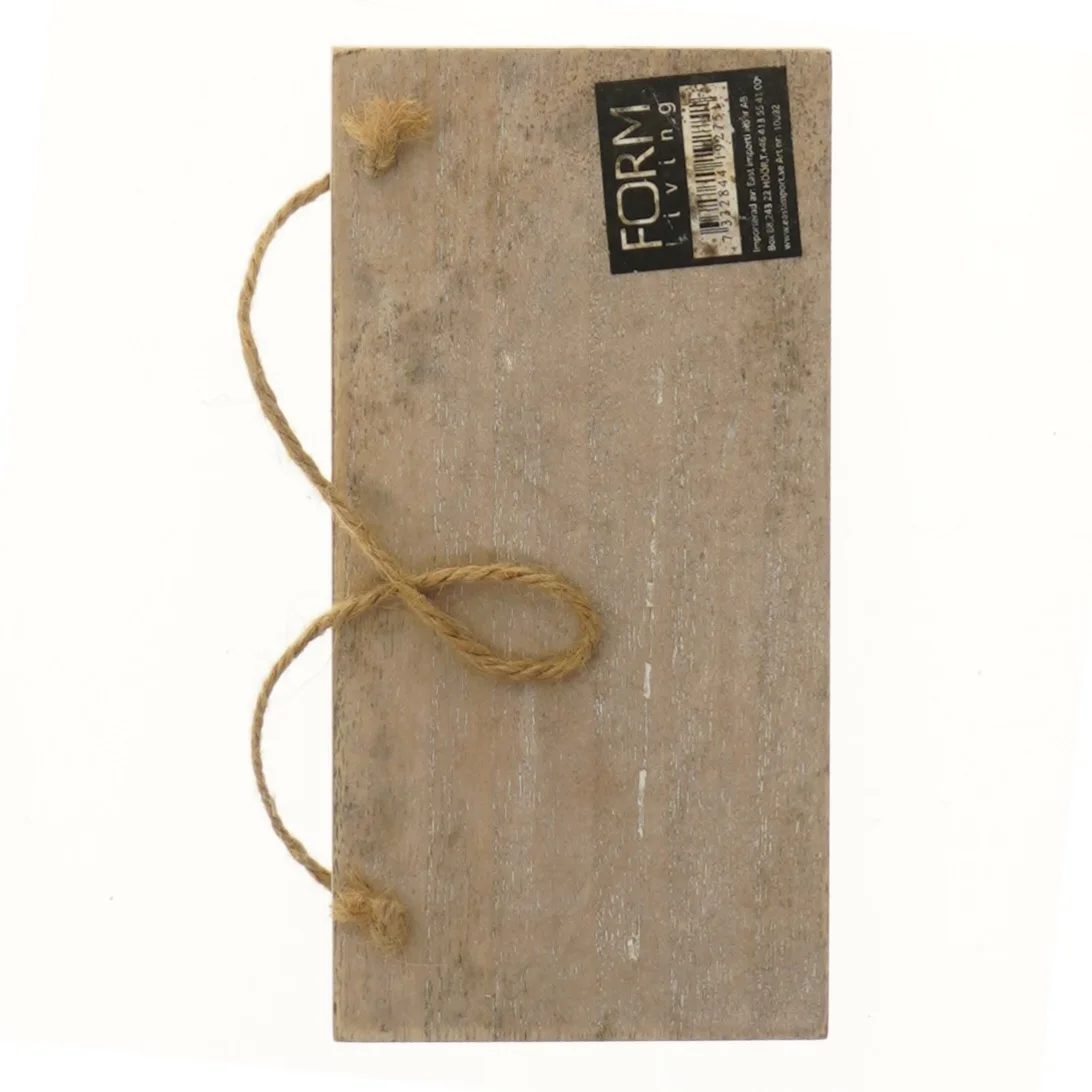 Træskilt med 'God Jul' fra Form Living (str. 20x10 cm)