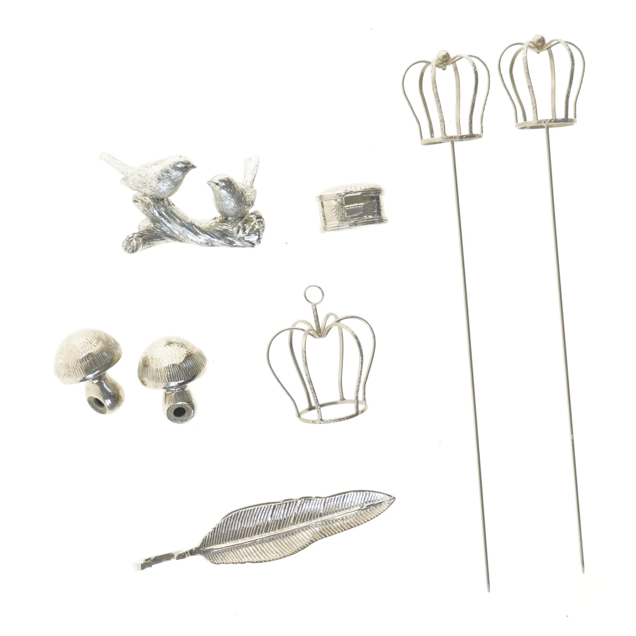 Dekorative metalobjekter (str. 36 cm)