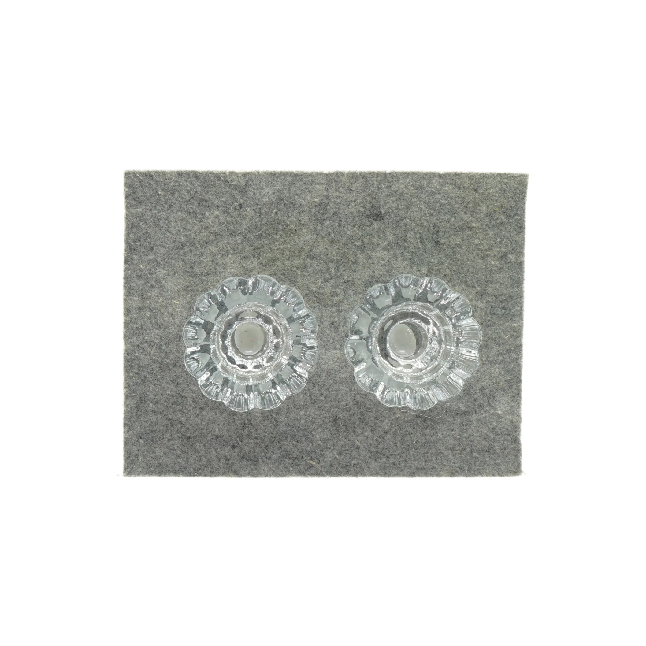 Lysestager af glas (et par) (str. H 6 cm. )