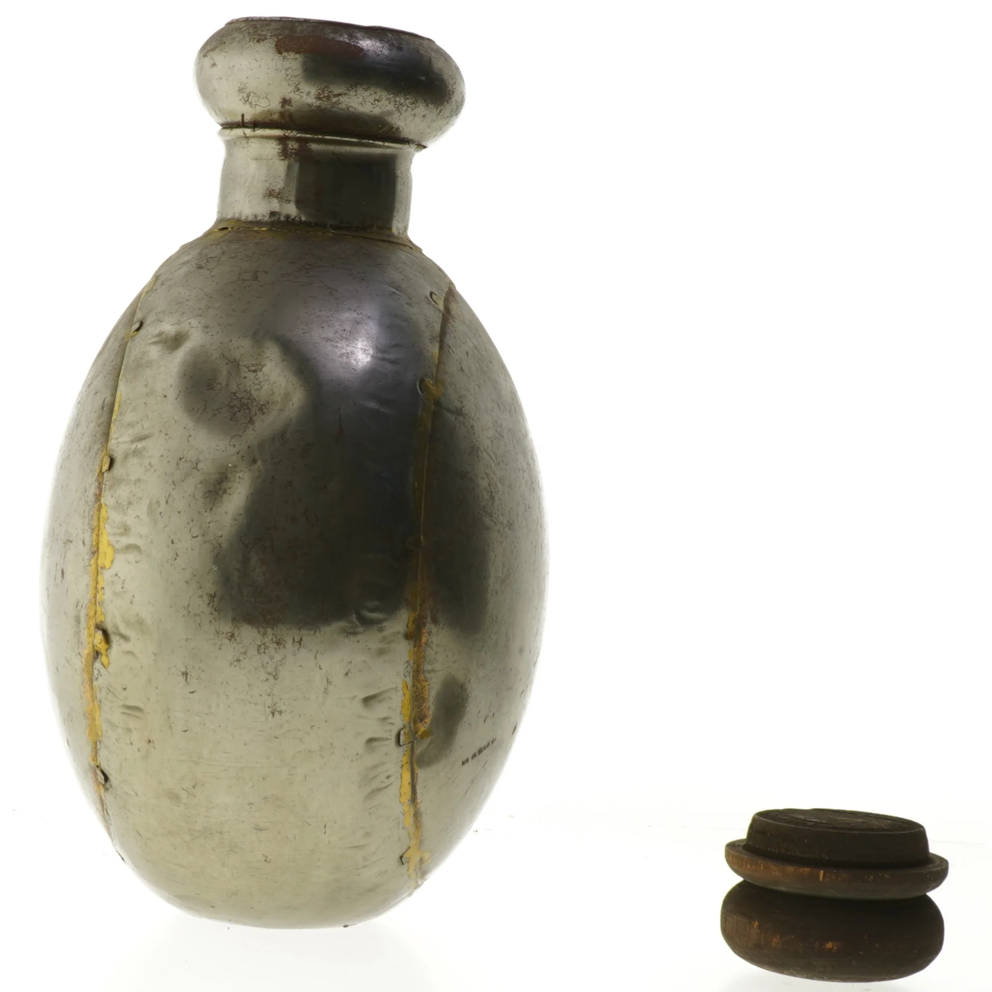 Dekorativ Vintage metal flaske med træprop (str. 30x25 cm)