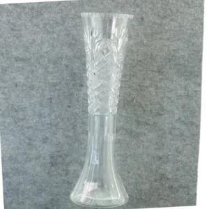 Vase i krystal (str. 36 x 10 cm)