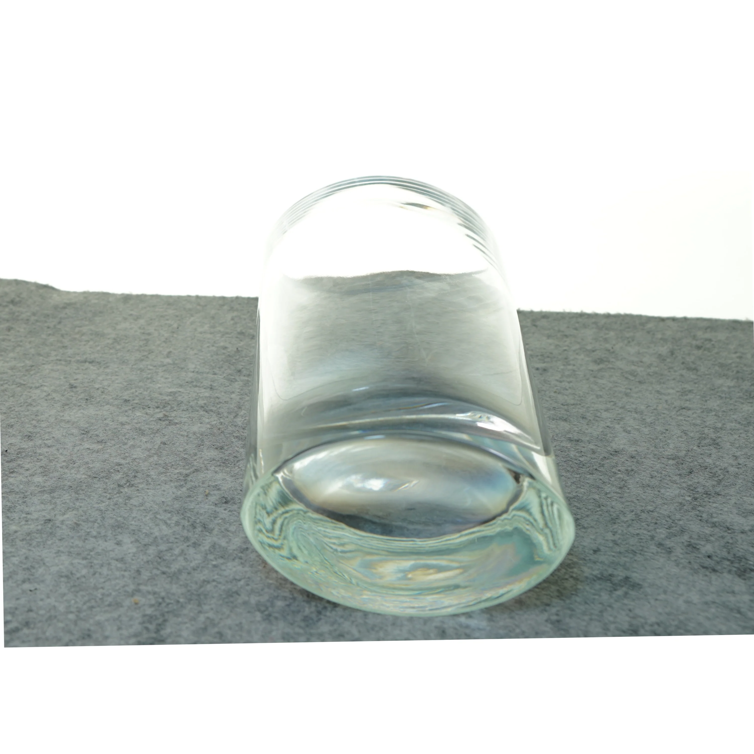 Vase (str. 30 x 11 x 7 cm)