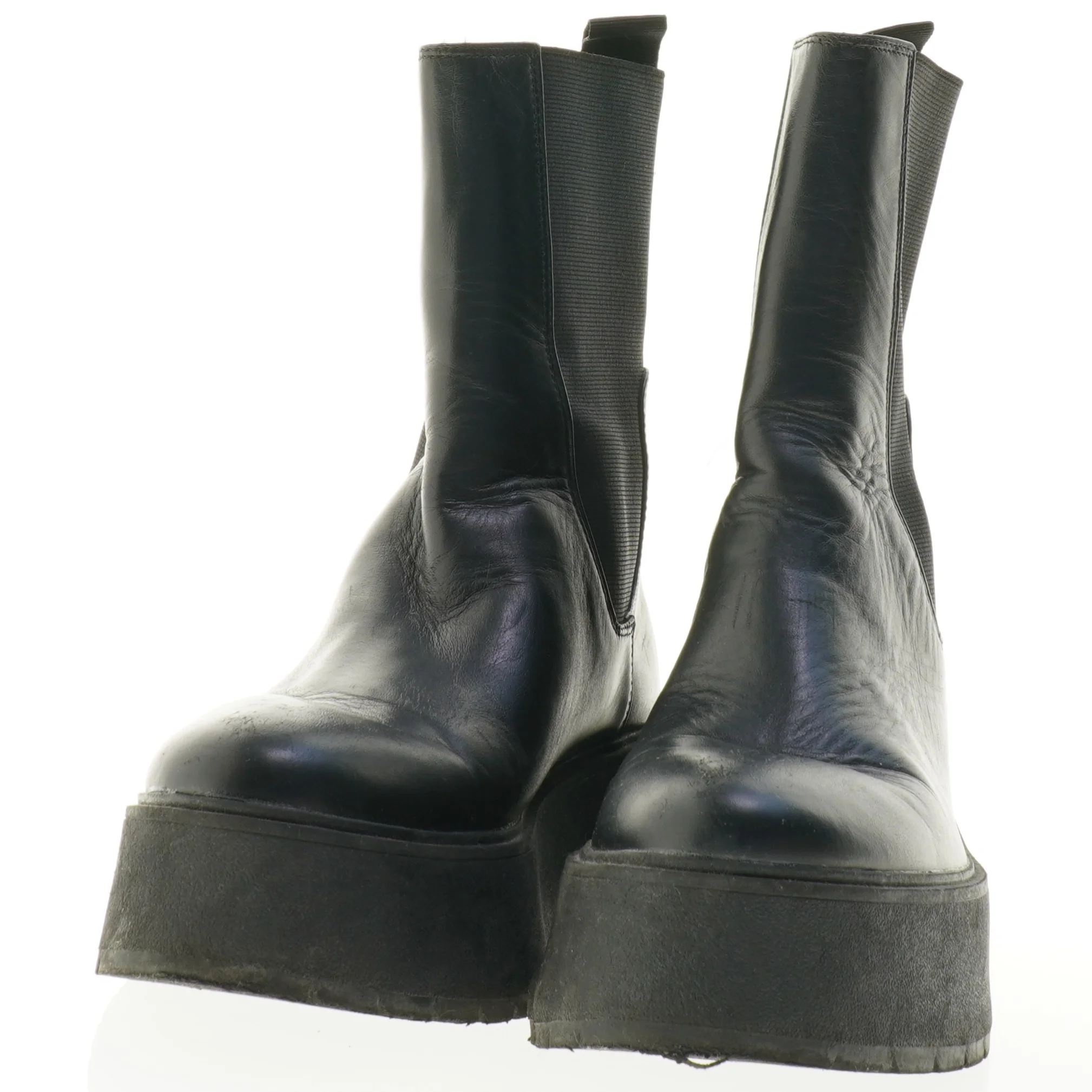 Sorte chelsea støvler fra Zara (str. 39)