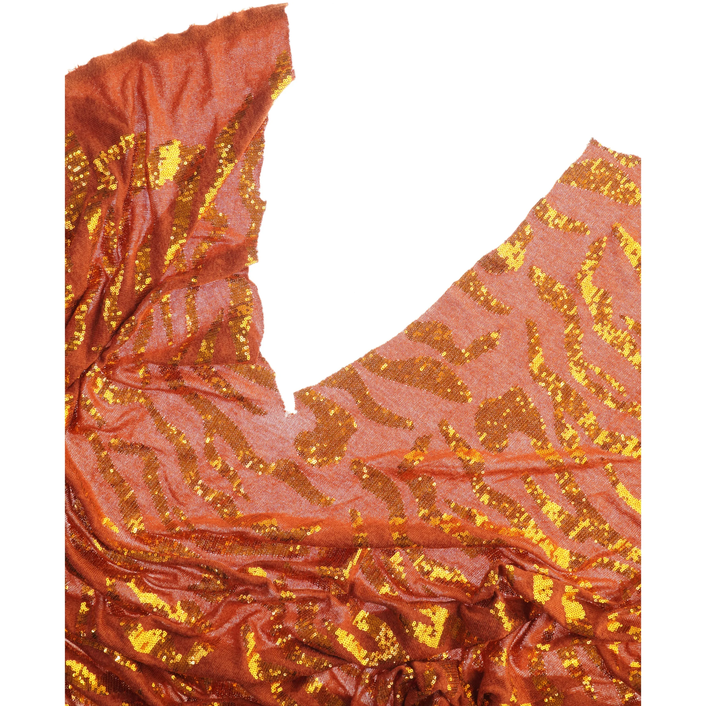 Rødt og guldfarvet stof (str. 126 x, 148 cm)