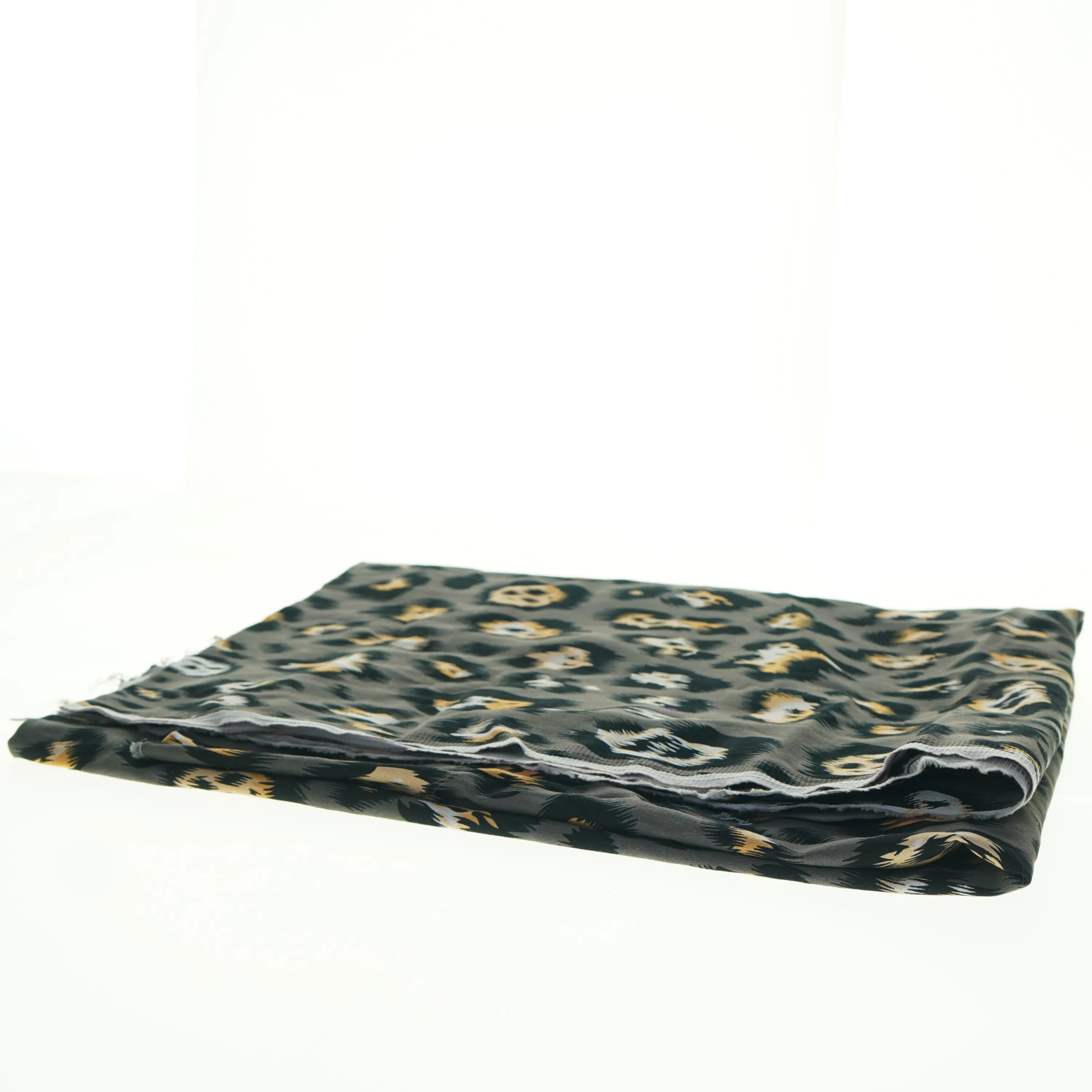 Dyreprint stof (str. 159 x, 142 cm)