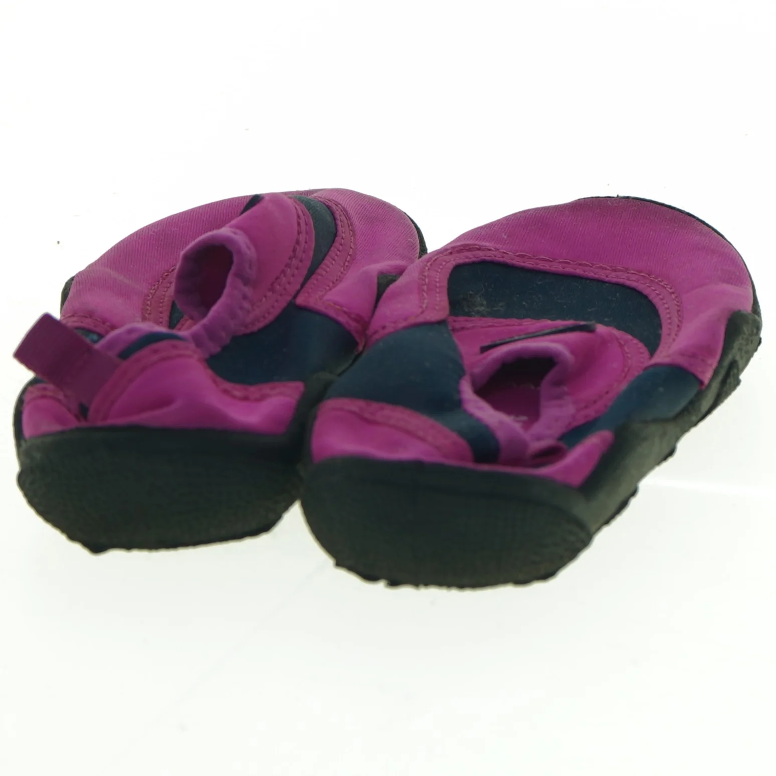 Brugte børne neoprensvømmesko fra Aqua Lung (str. 32)