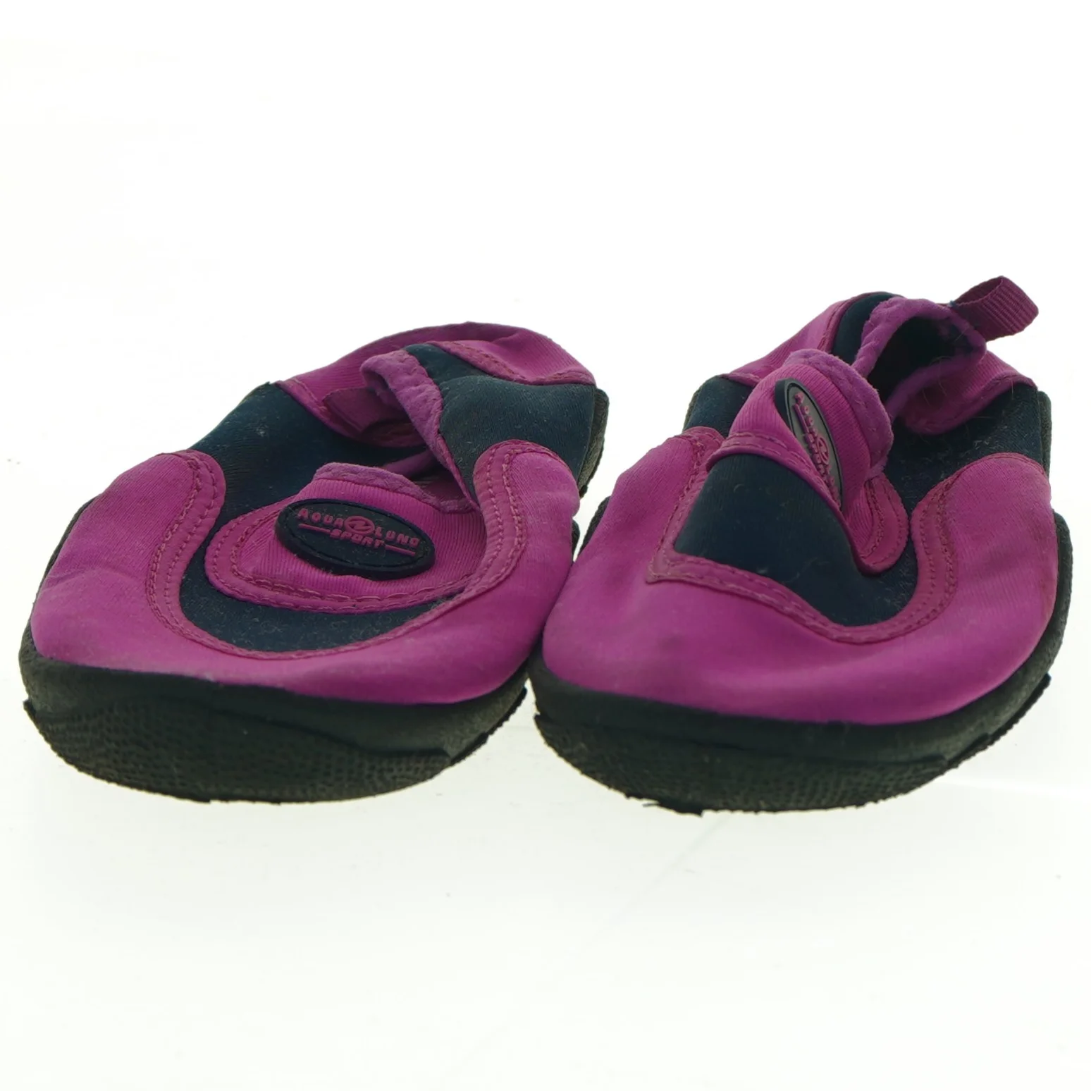 Brugte børne neoprensvømmesko fra Aqua Lung (str. 32)