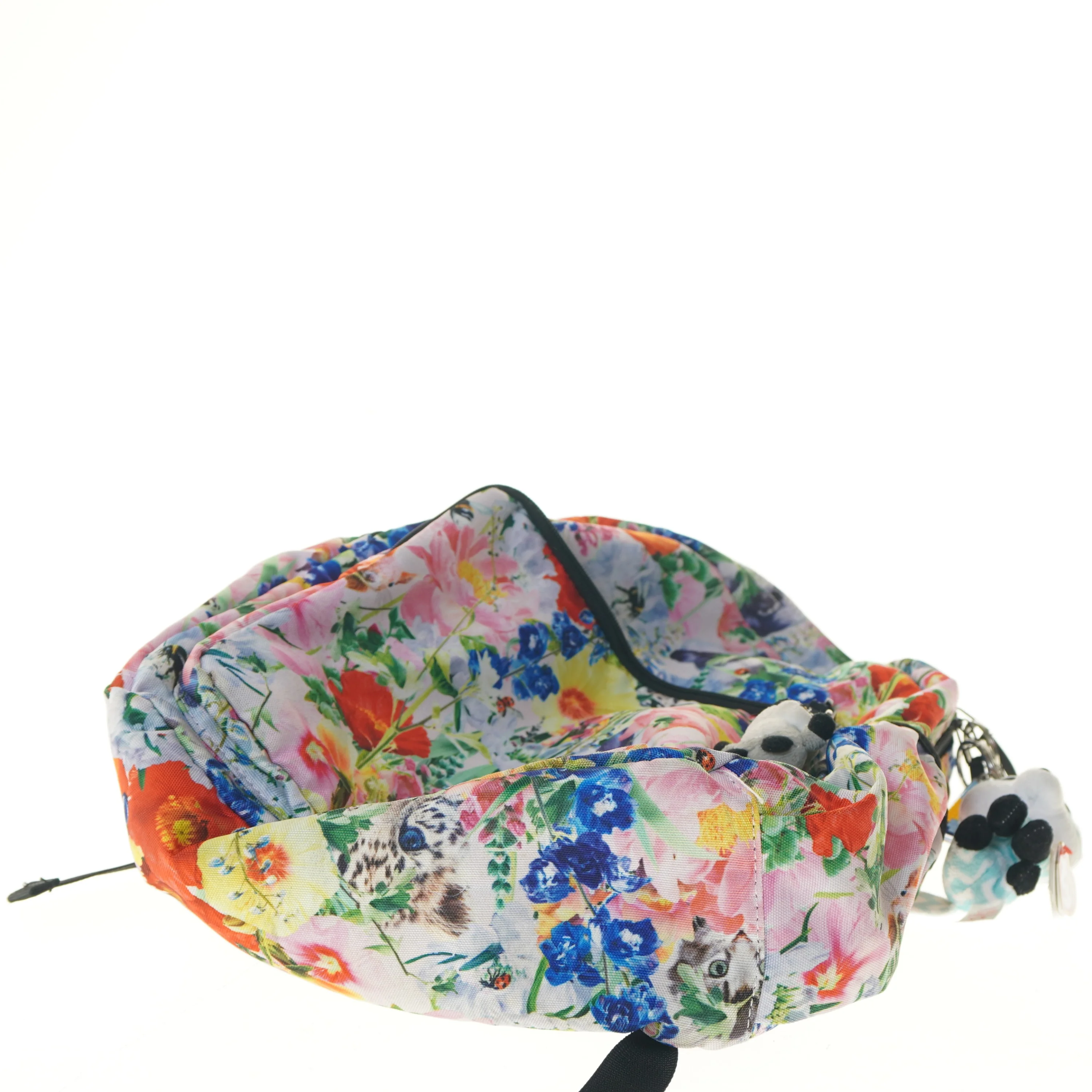 Blomstret rygsæk med vedhæng (str. 43x17x34 cm)