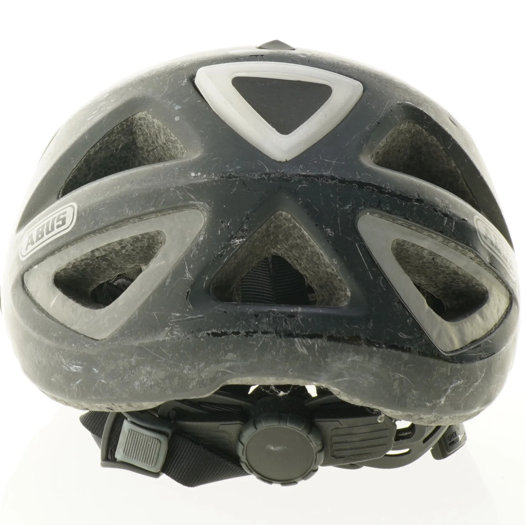 Børnecykelhjelm fra Abus (str. 28 x 20 cm)