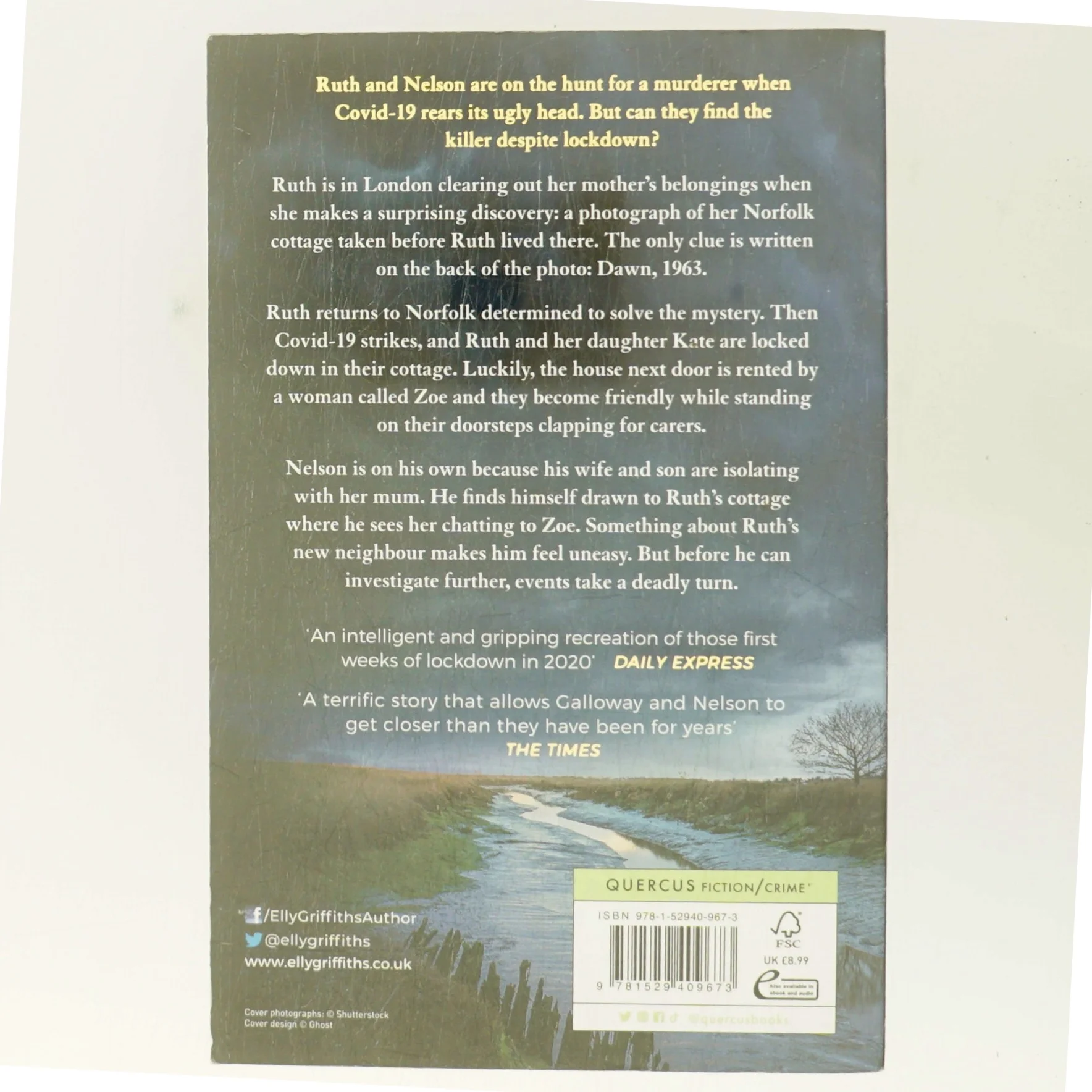 The Locked Room af Elly Griffiths (Bog)