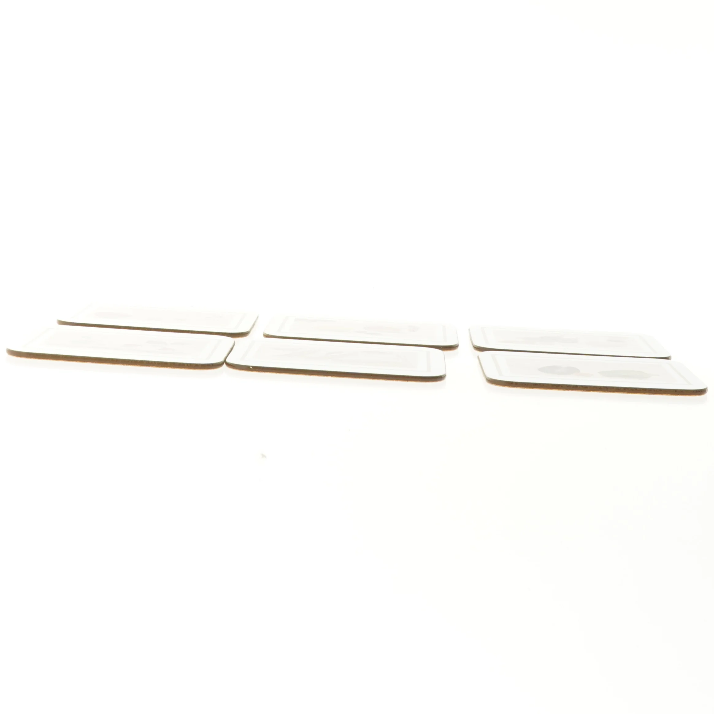 Bord brikker med frugt- og grøntsagsmotiver (str. 11,5 x 9,5 cm)