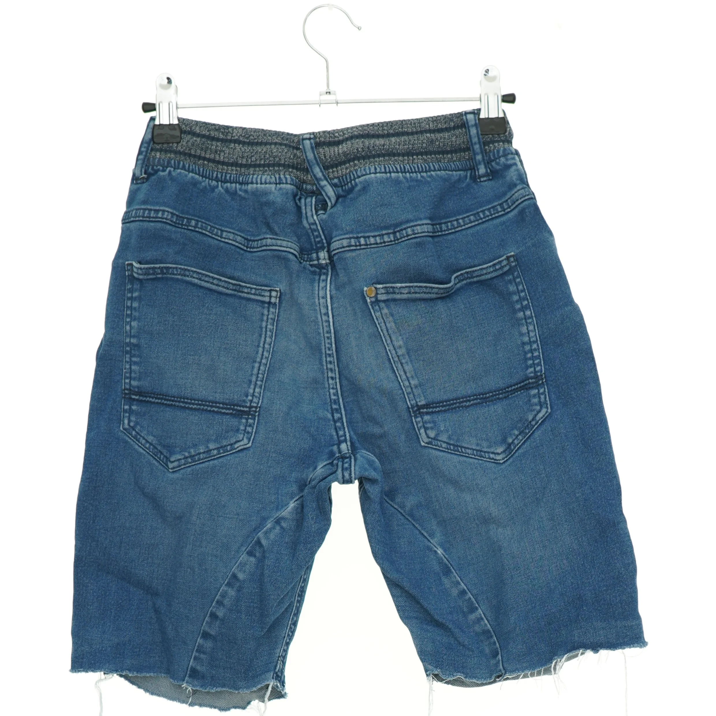 Shorts fra H&M (str. 146 cm)