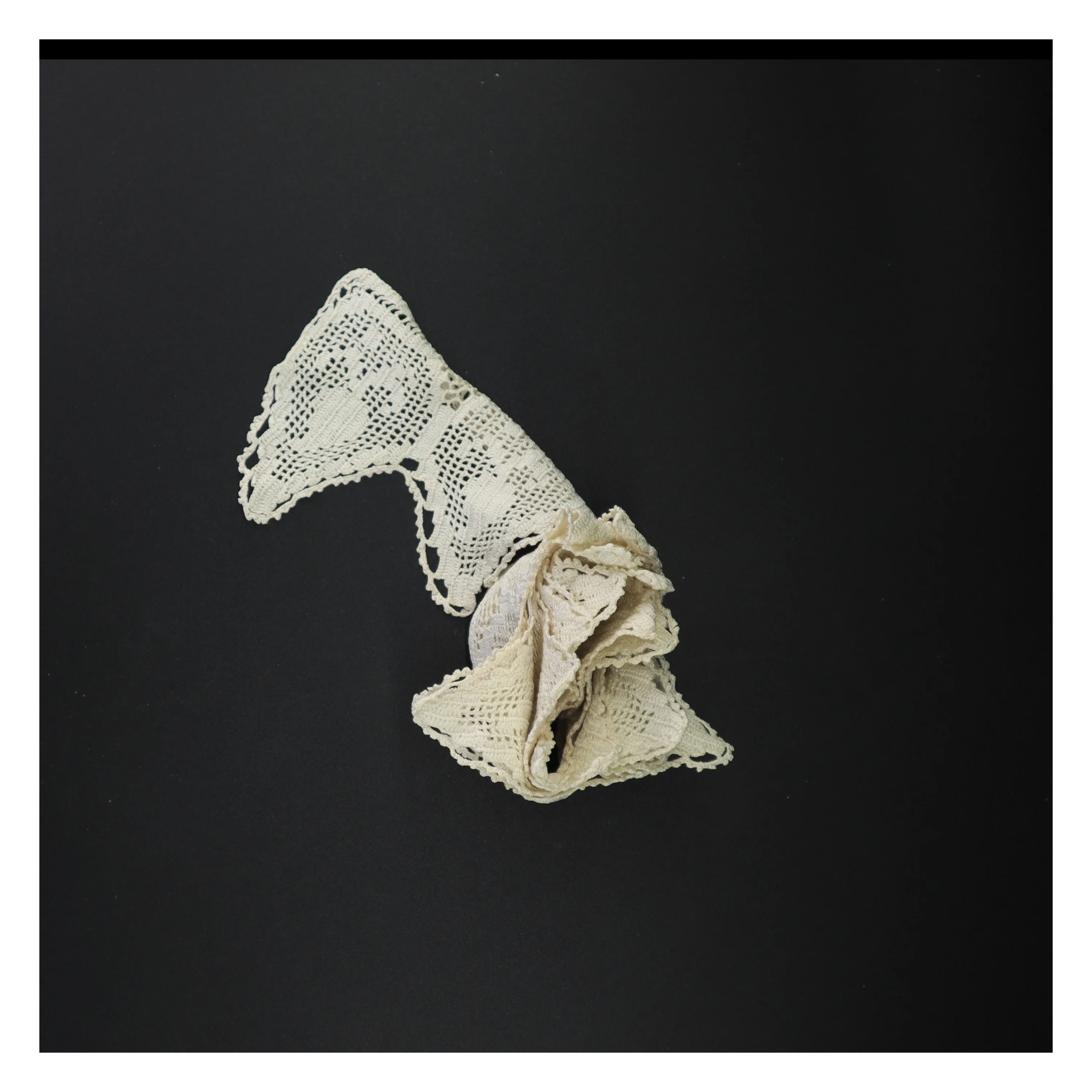 Hælket kant (str. 150 x 12 cm)