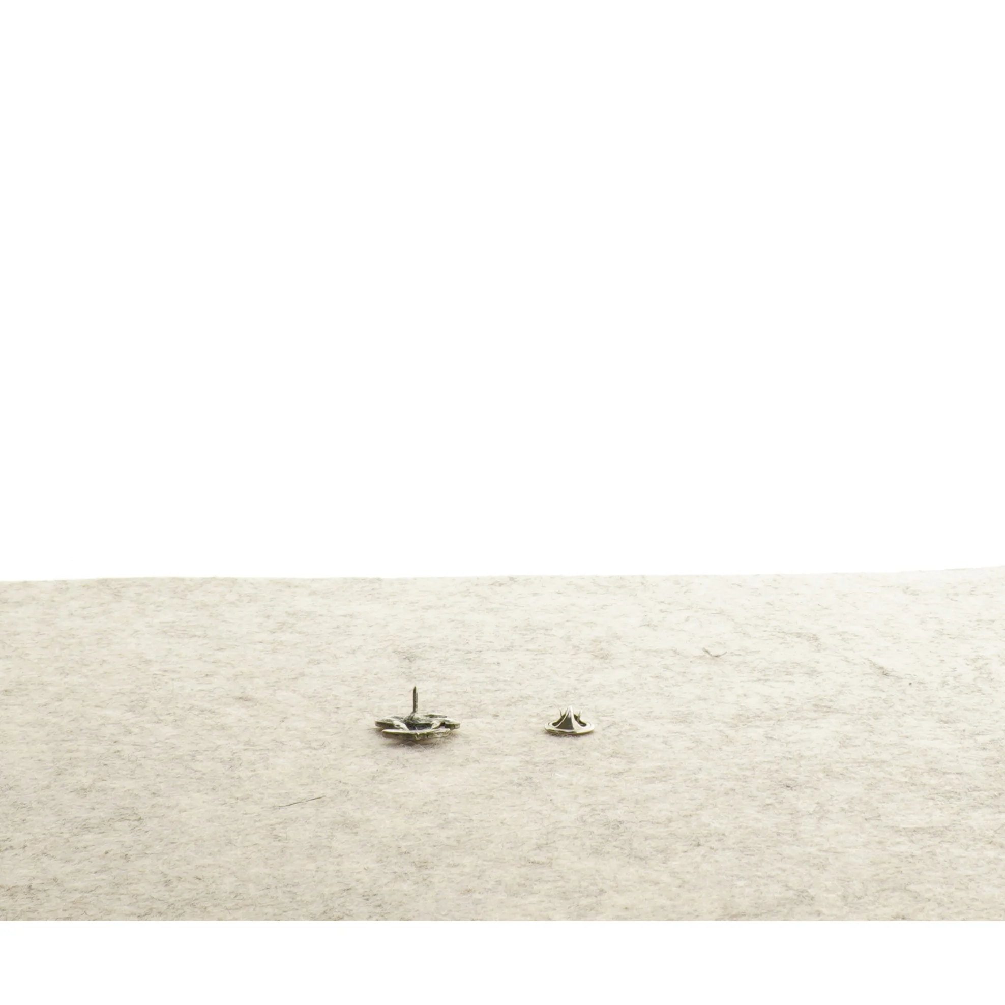 Pin med joker/hofnar (str. 2 x 2 cm)