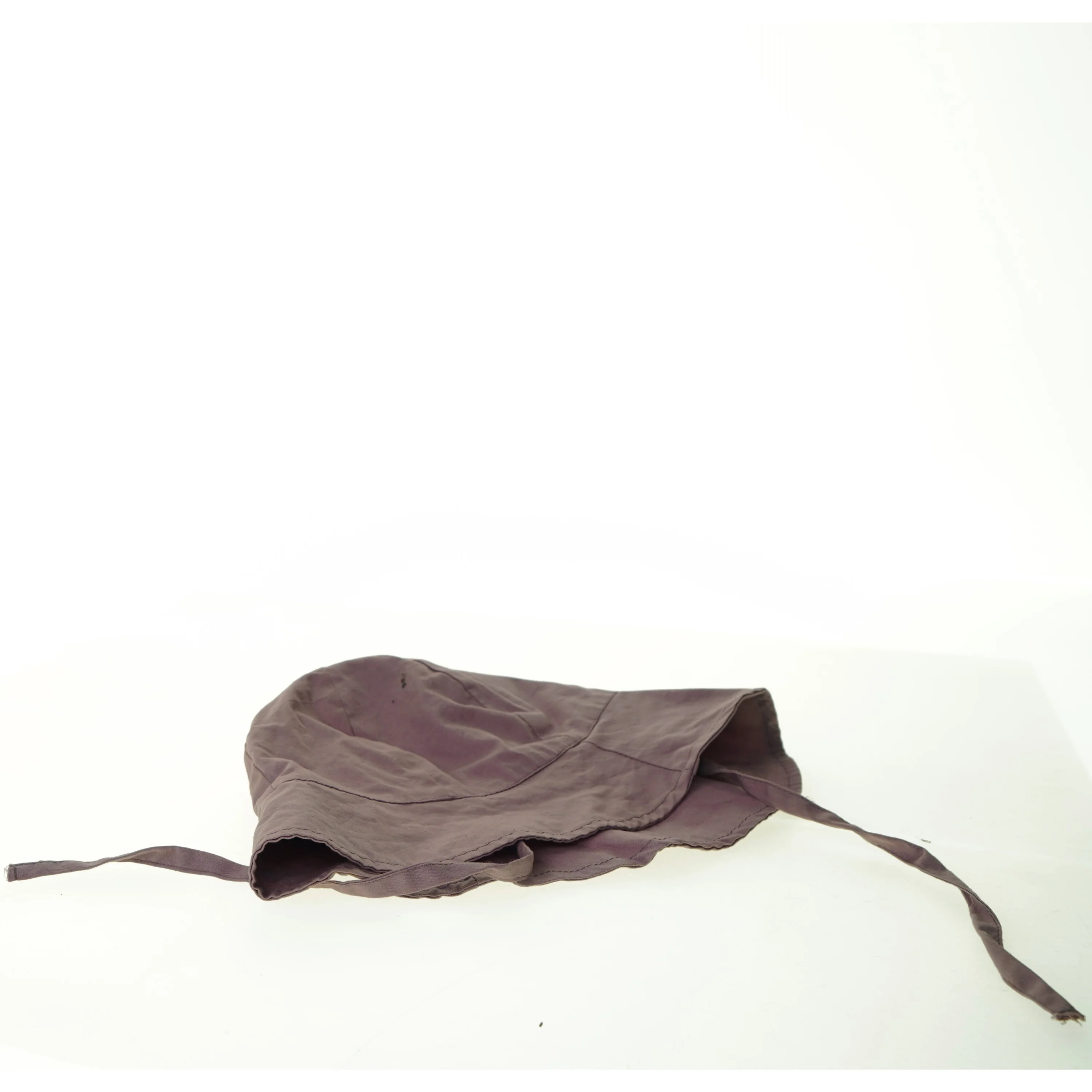 Børne hat fra Namnet (str. 50)