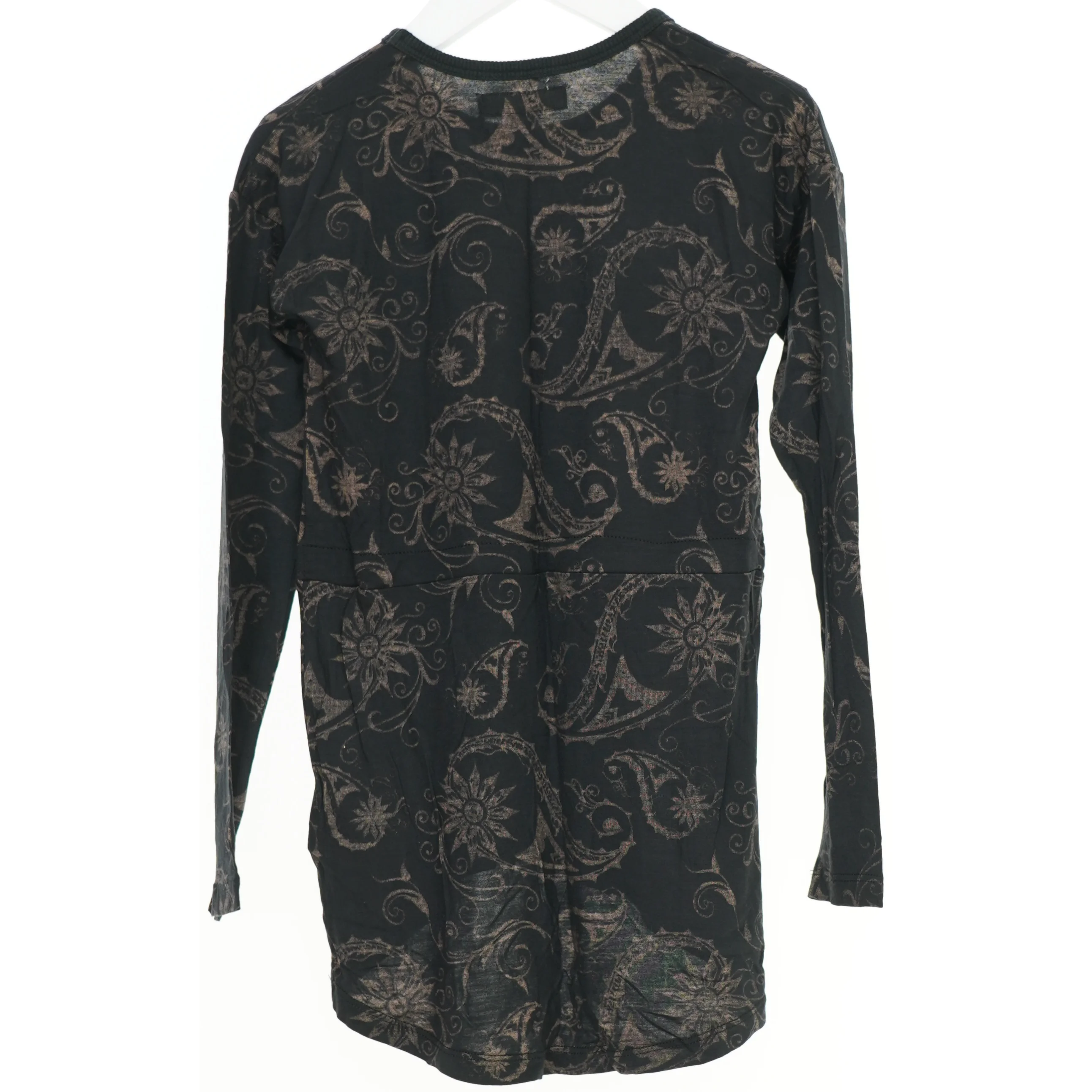 Ny tunika med mønster fra Small Rags (str. 122)