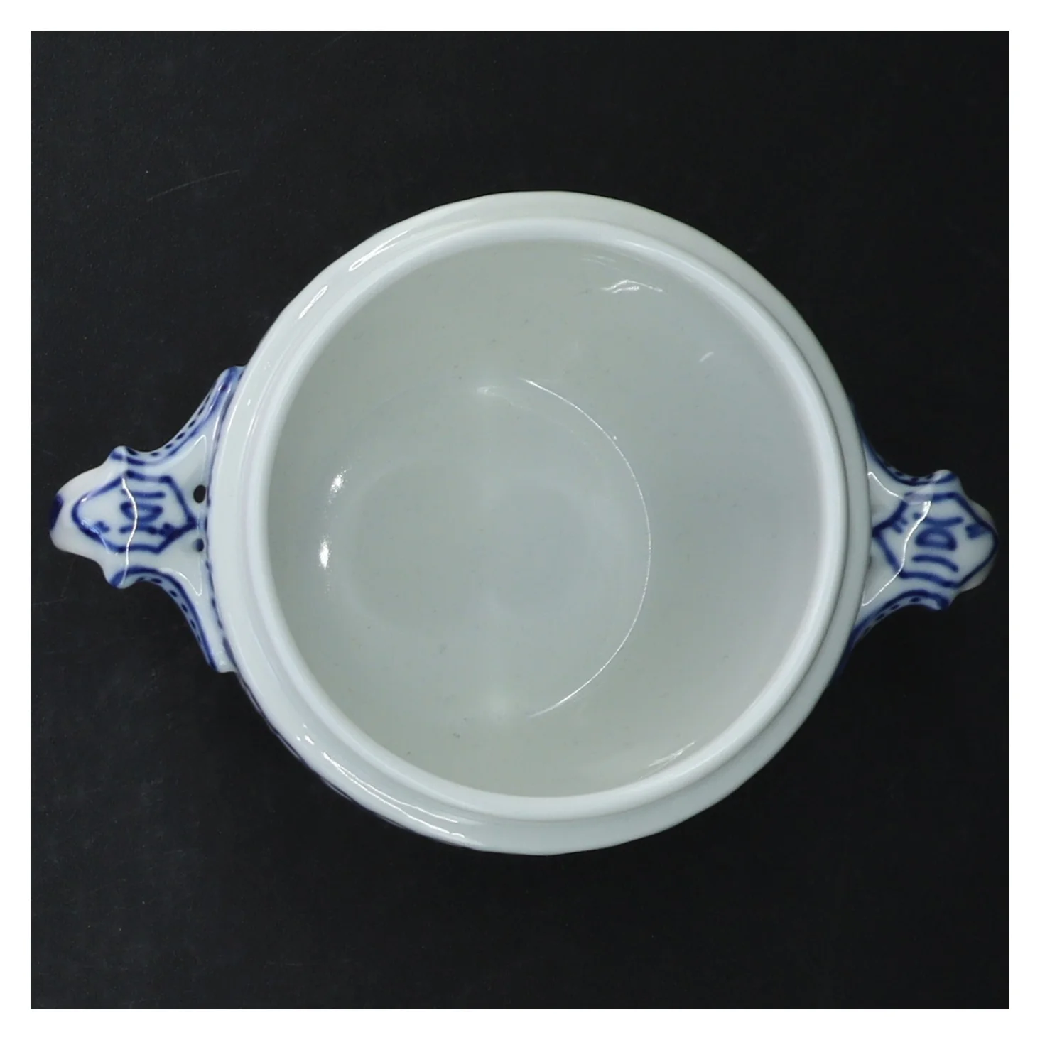 Blåt musselmalet terrin fra Royal Copenhagen (str. Ø 9 cm)