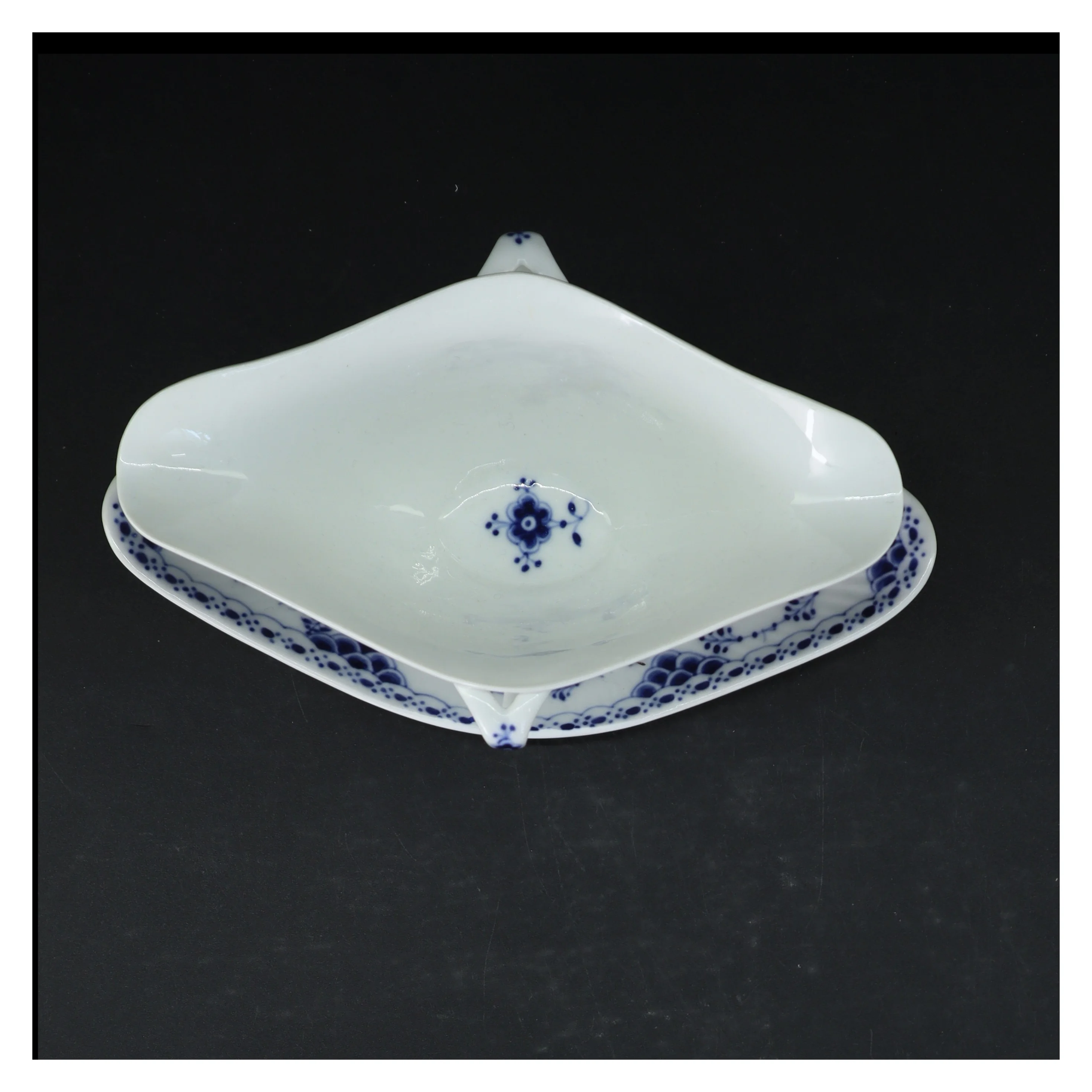 Royal Copenhagen porcelænssauceboat fra Royal Copenhagen (str. 25 cm)