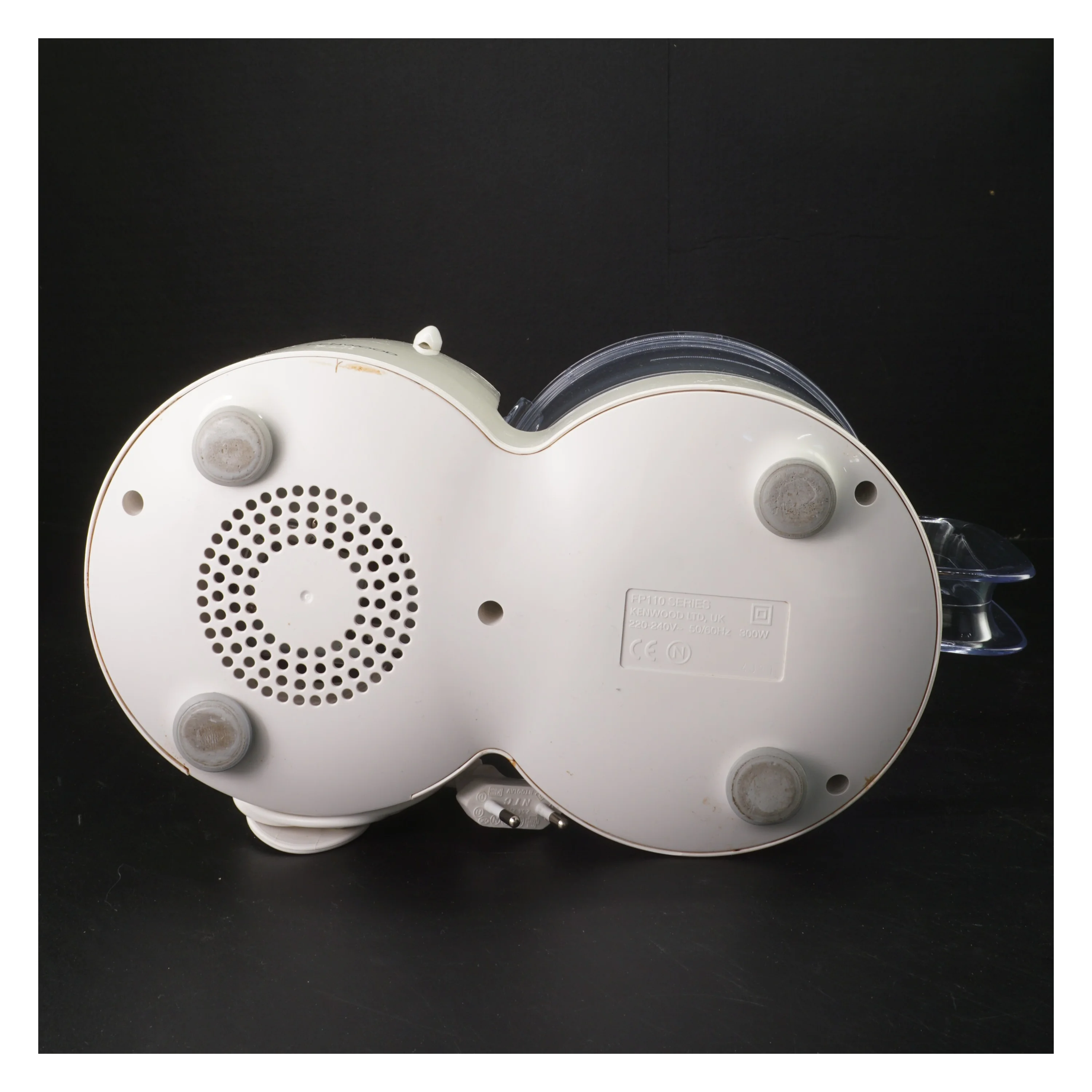 Kenwood køkkenmaskine med tilbehør fra Kenwood (str. 32x16 cm)