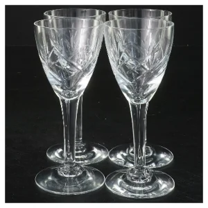 Vinglas med dekorationsmønster (str. Ø 5,5x12,5 cm)