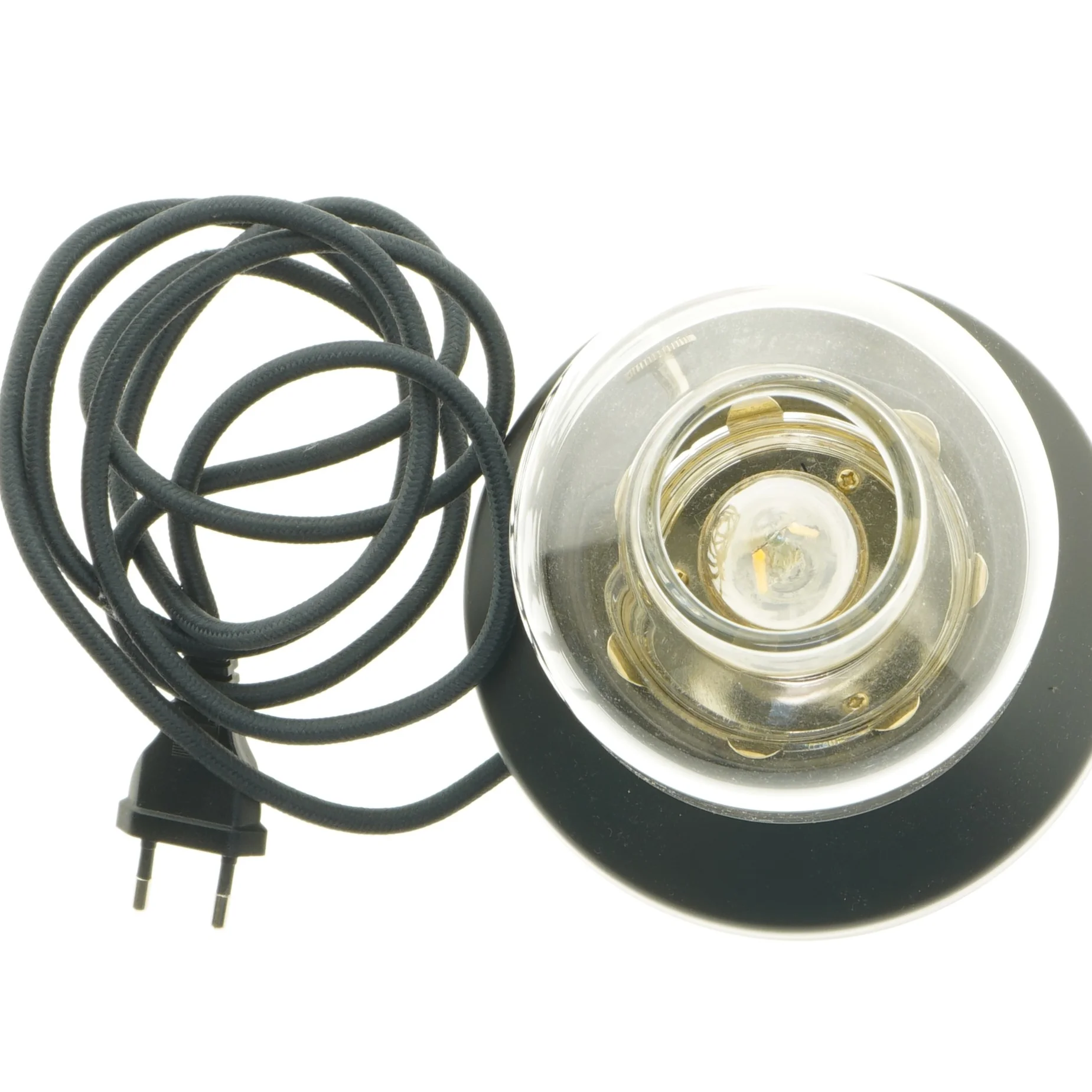 Moderne bordlampe fra IKEA (str. 25 cm)