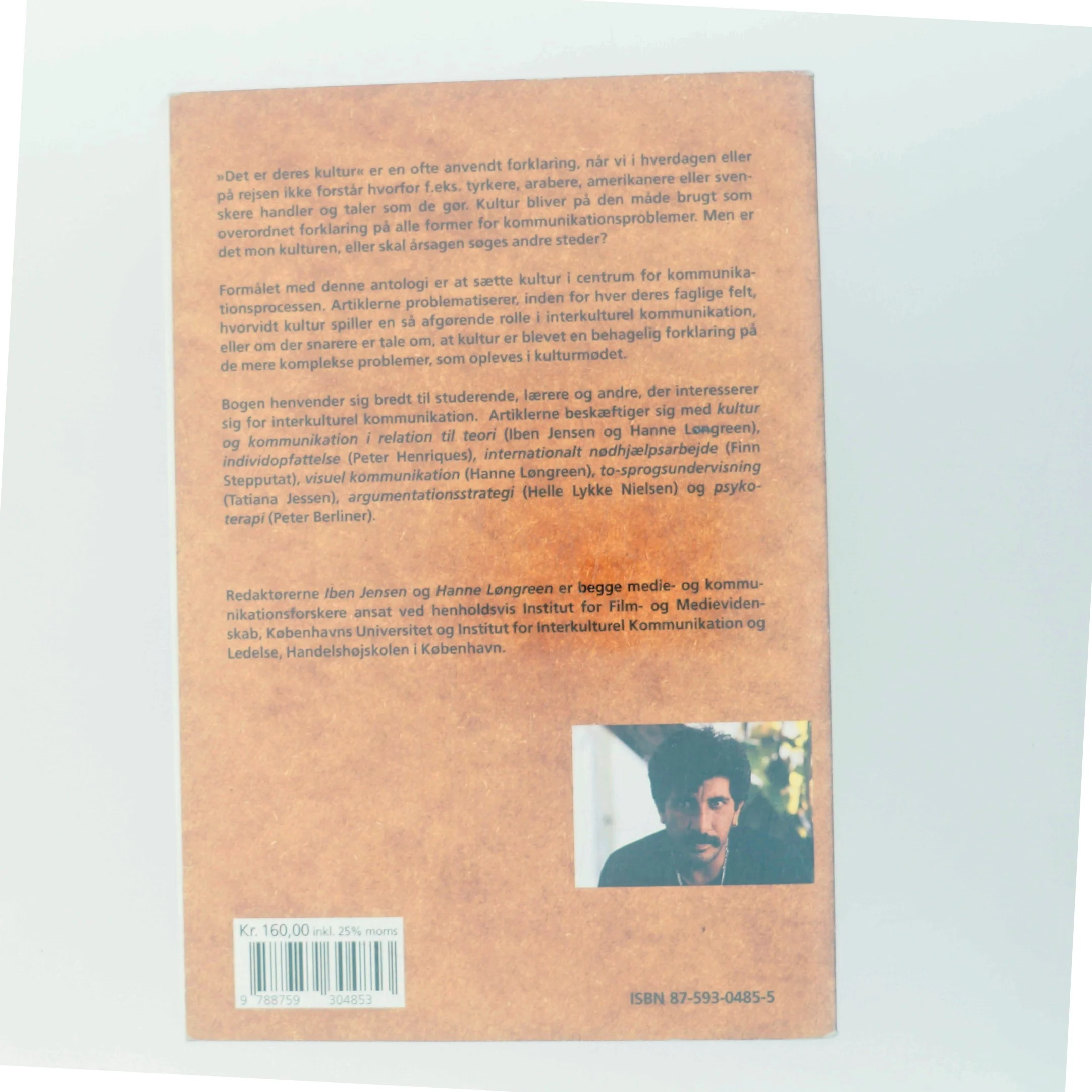 Kultur og kommunikation : interkulturel kommunikation i teori og praksis (Bog)