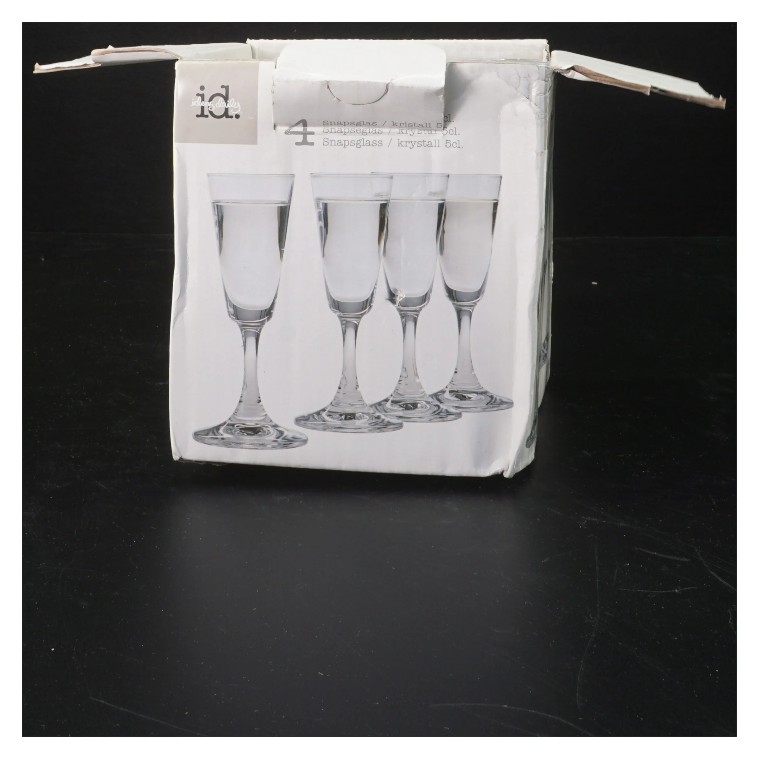 Snapseglas i krystal fra Id Ideas Daily (str. 14 cm)