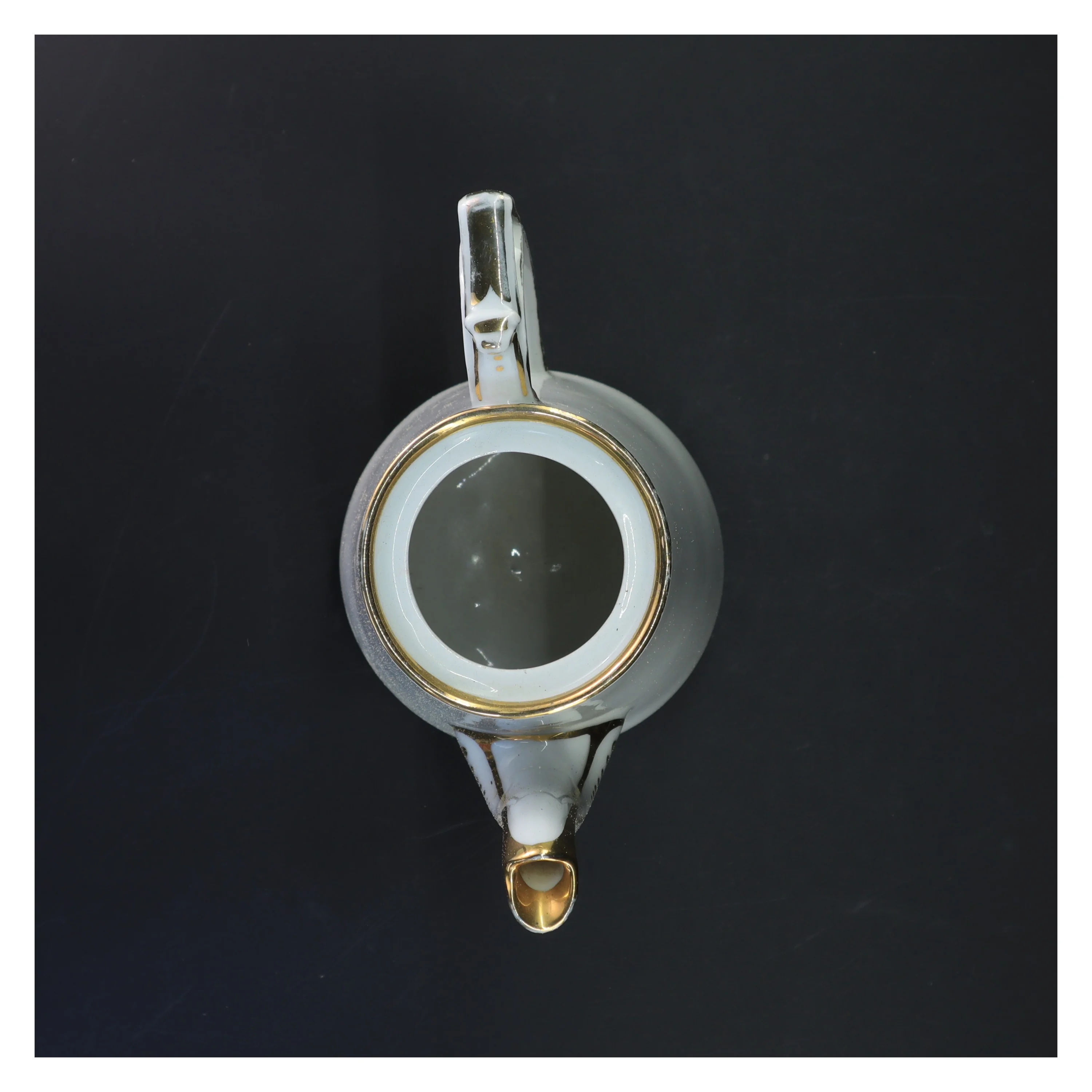 Porcelænskande med guldkant (str. 23 cm)