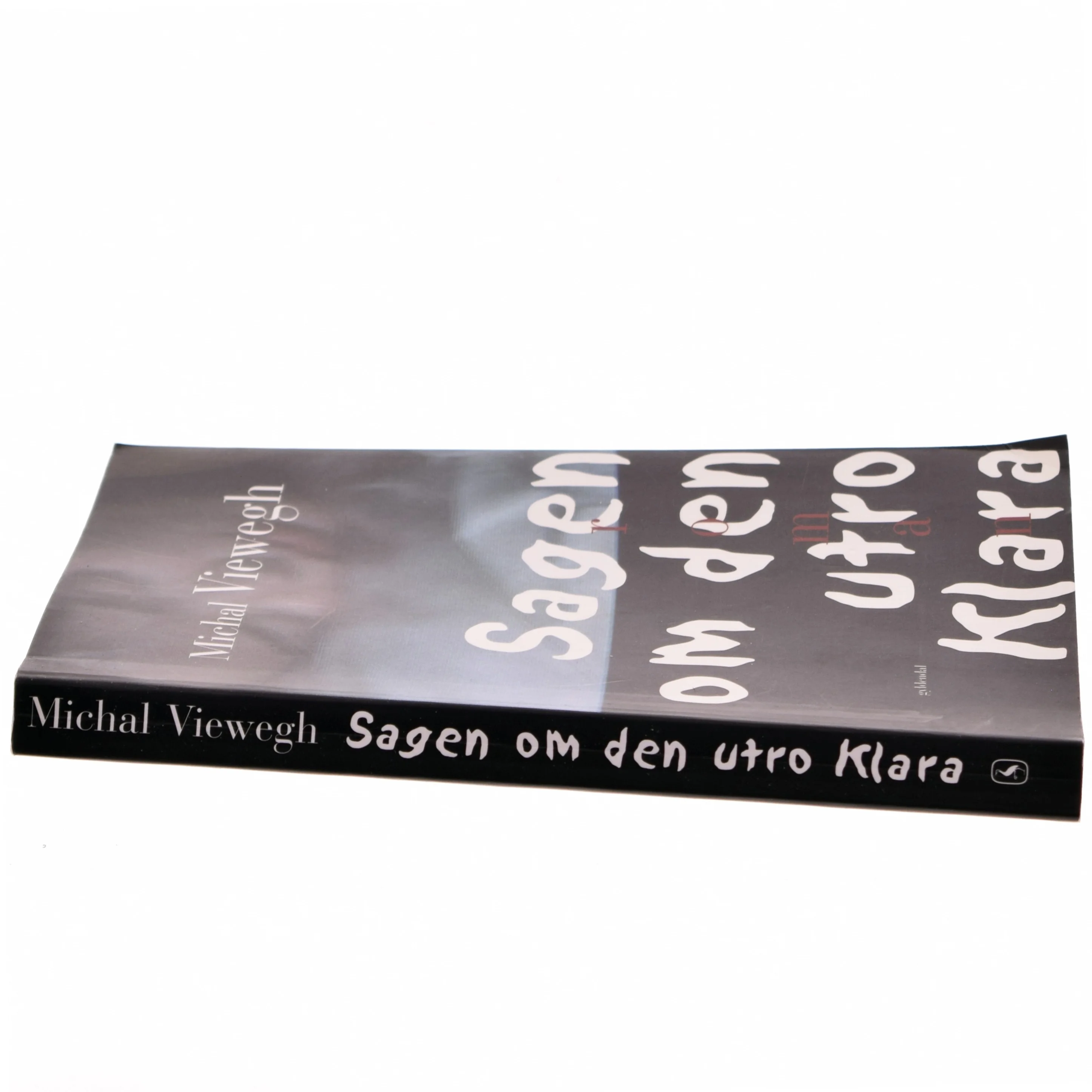 Sagen om den utro Klara af Michal Viewegh (Bog)