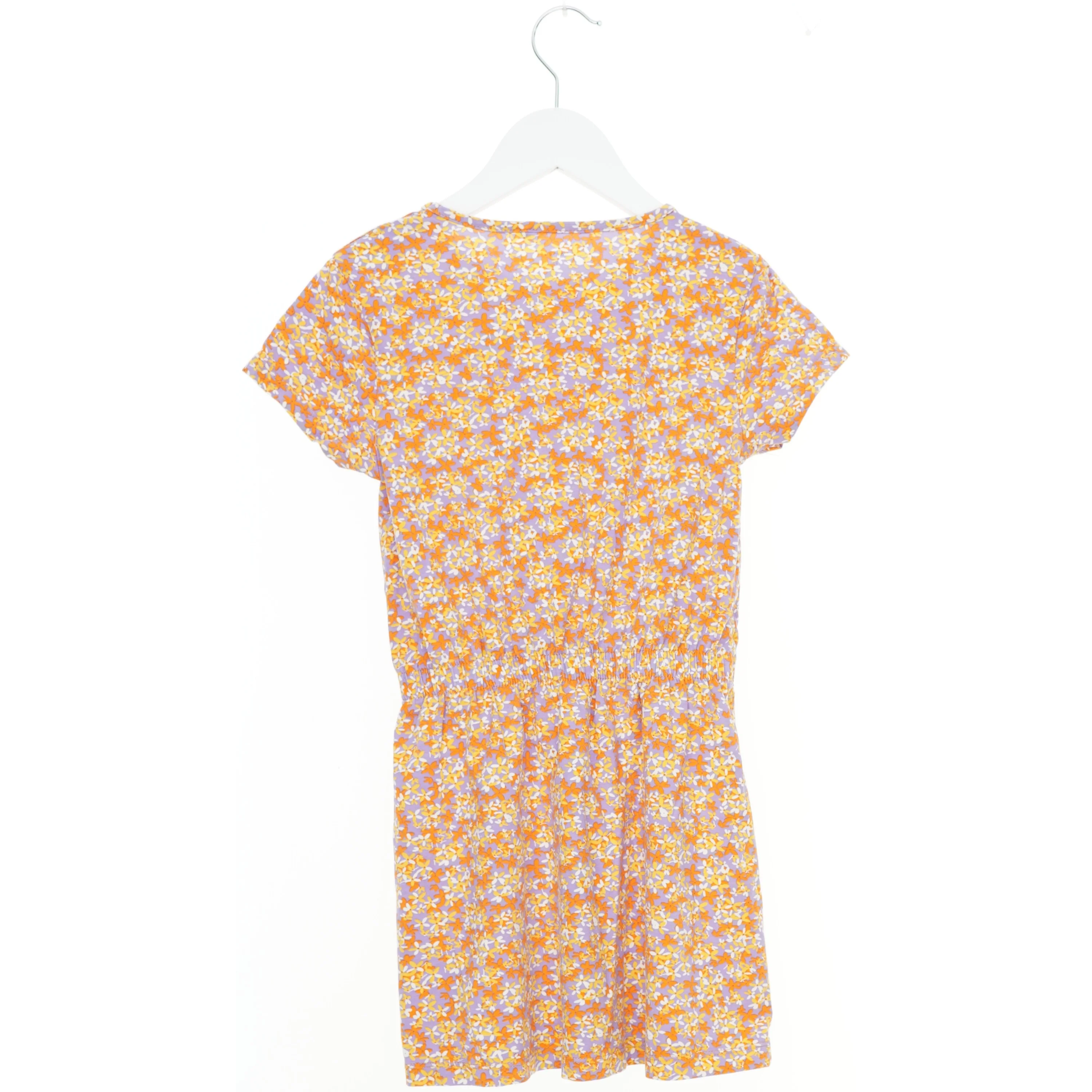 Blomstret sommerkjole fra Name It (str. 128)