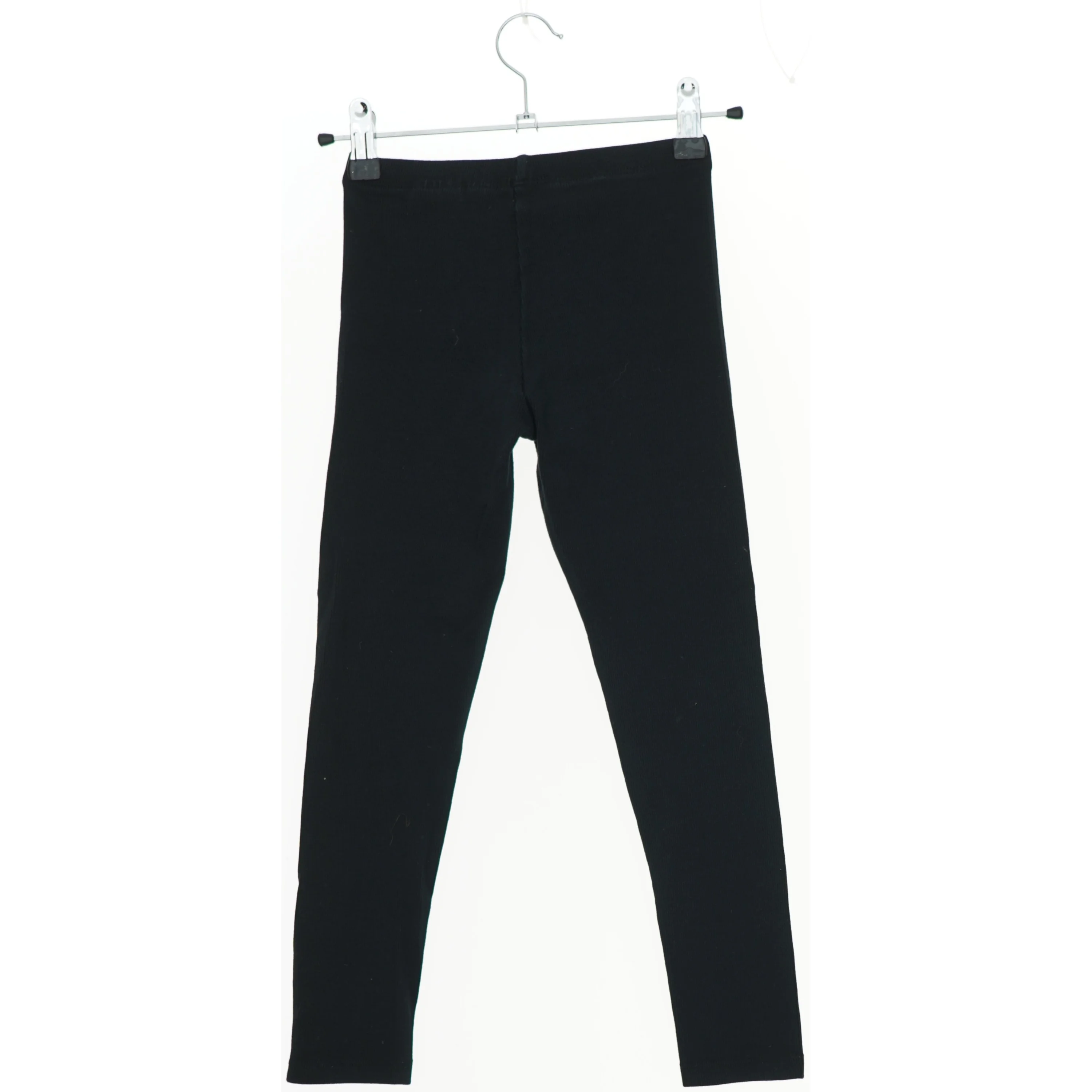 Sort leggings fra H&M (str. 122)