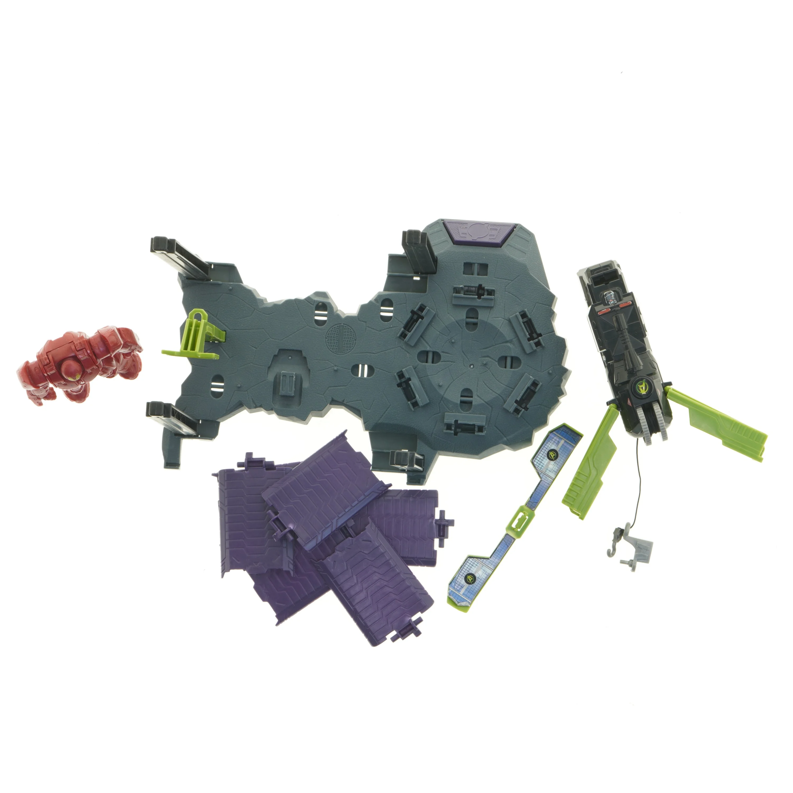 Legebase med figur og tilbehør (str. Rød figur 10 x 9 x 3 cm)