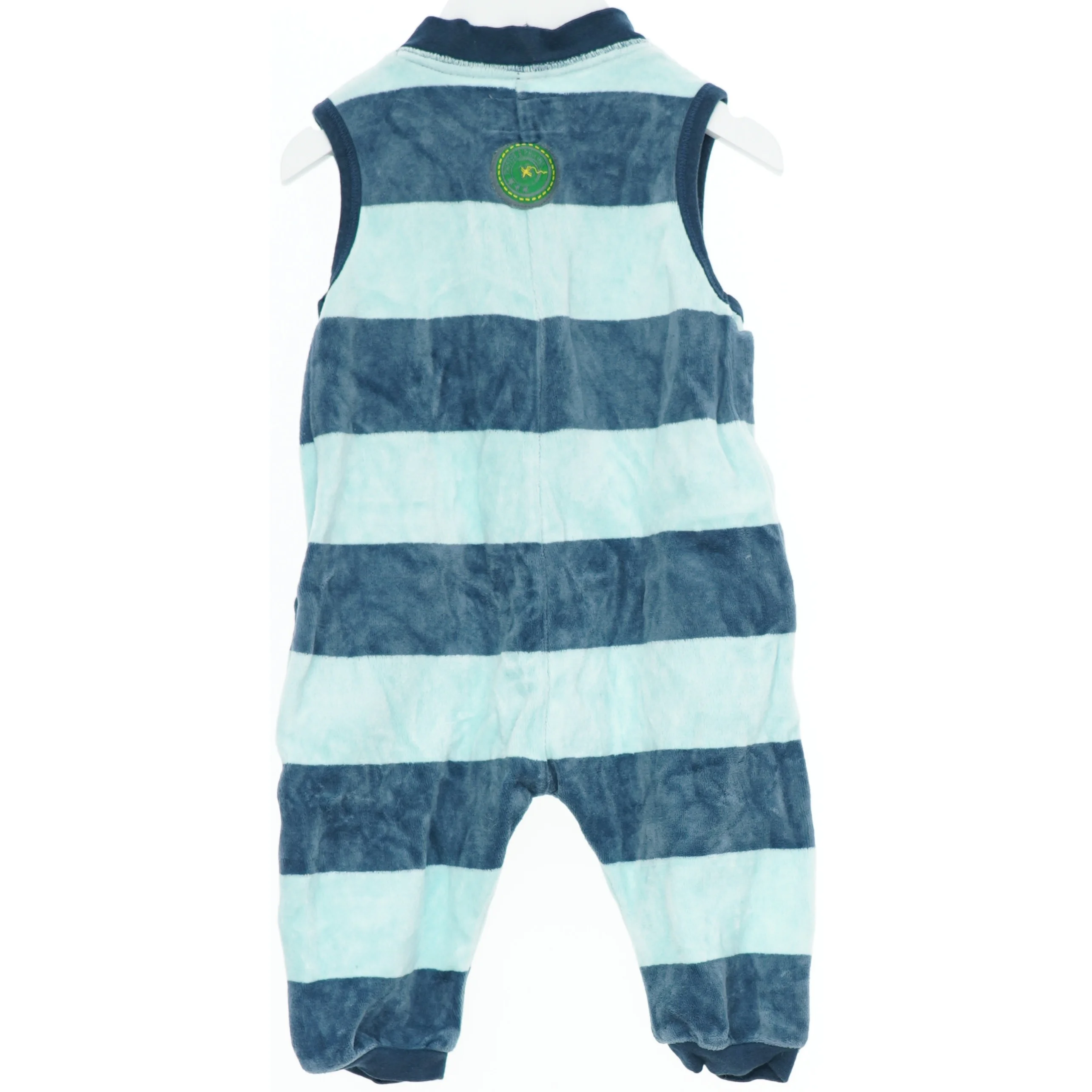 Stribet fleecedragt med lynlås fra Phister & Philina (str. 74)