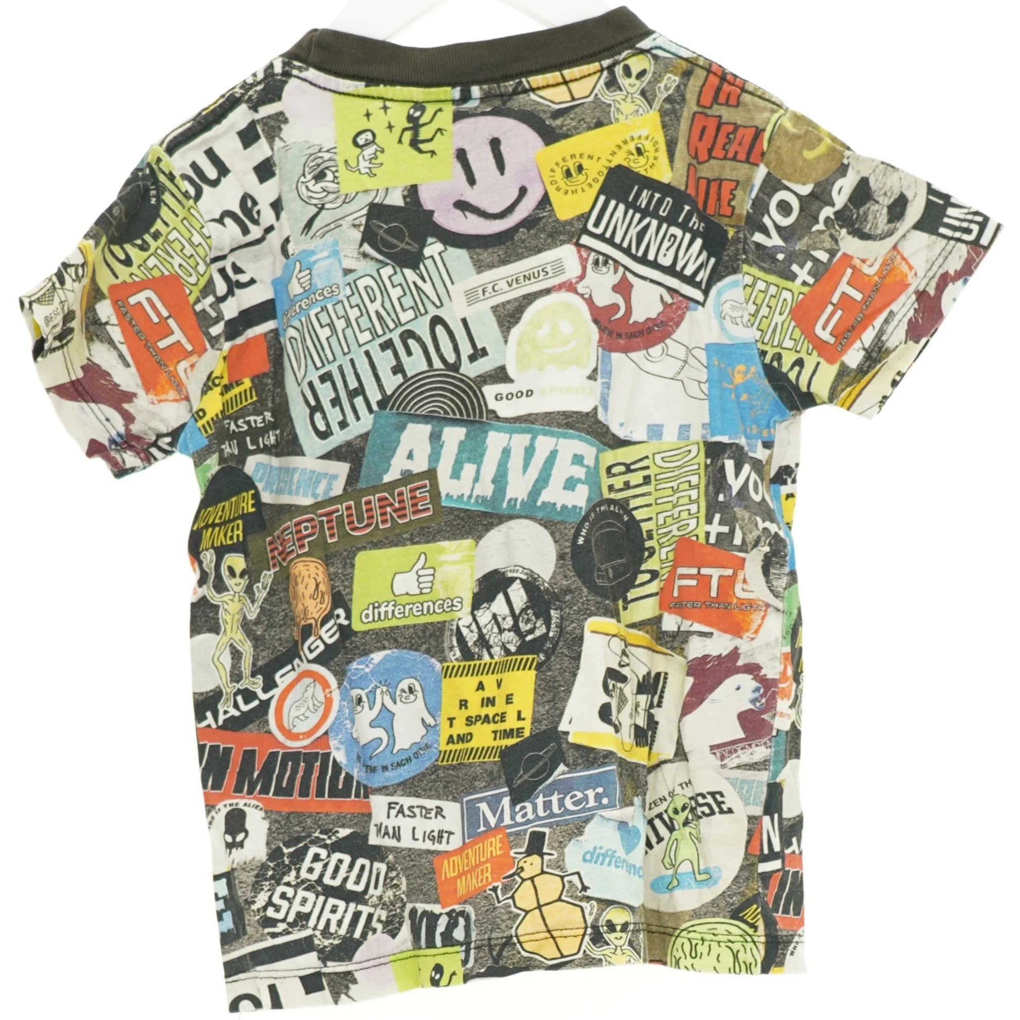 T-Shirt fra Molo (str. 104 cm)