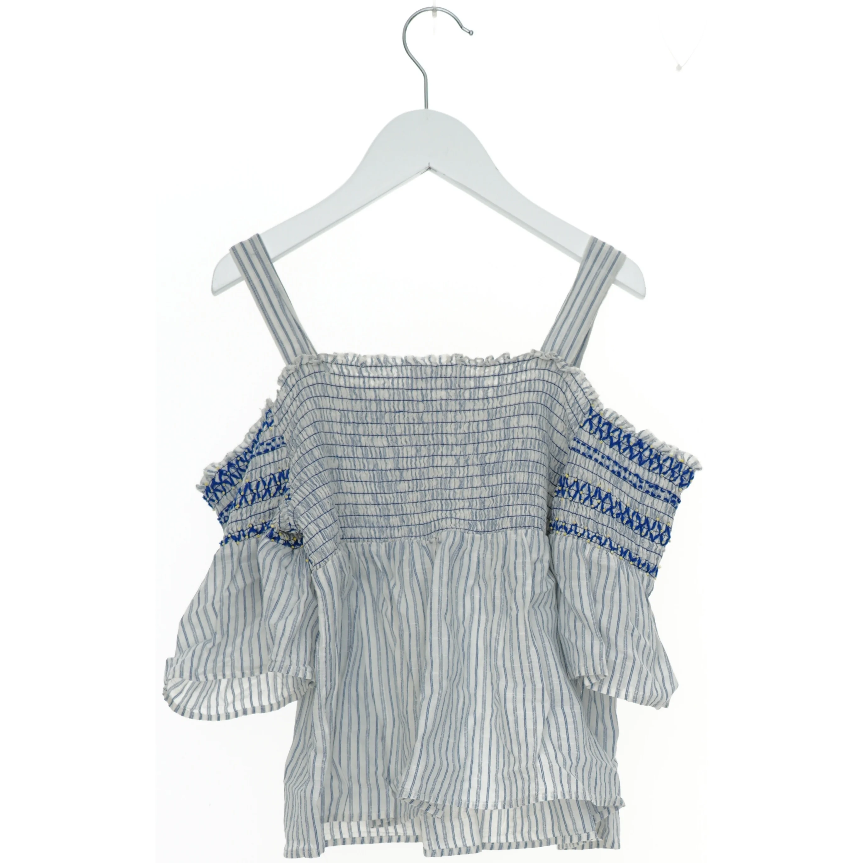 Off-shoulder bluse med blå mønster fra Zara (str. 140)