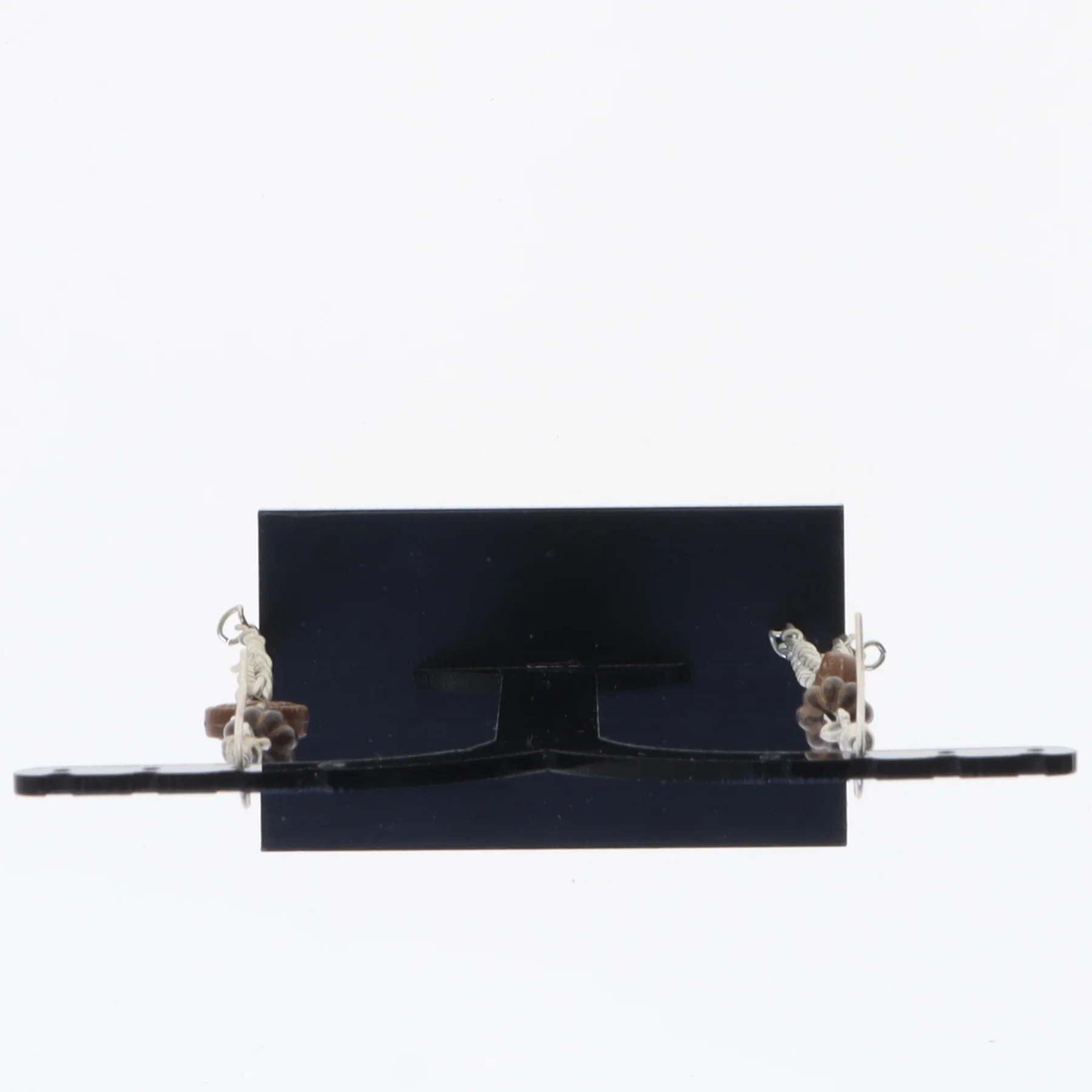 Øreringe med vedhæng (str. 9 x 1 cm)