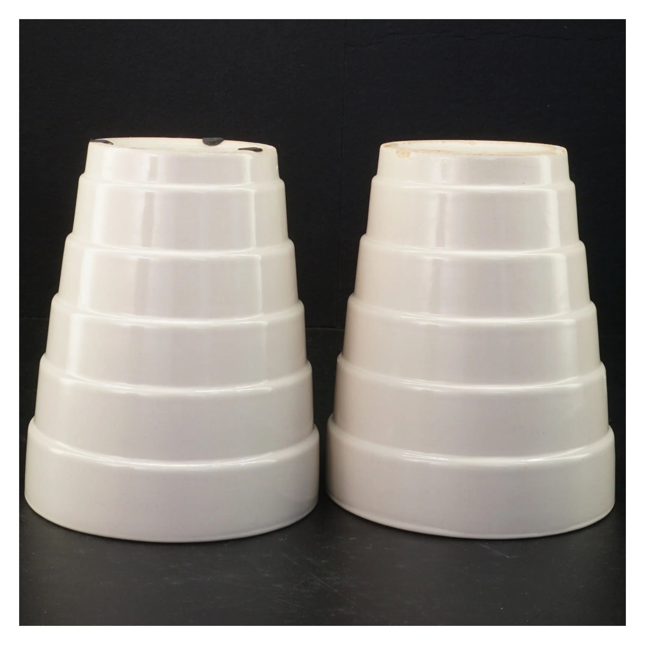 Keramikkrukker til blomster (str. 15 x 12,5 cm)