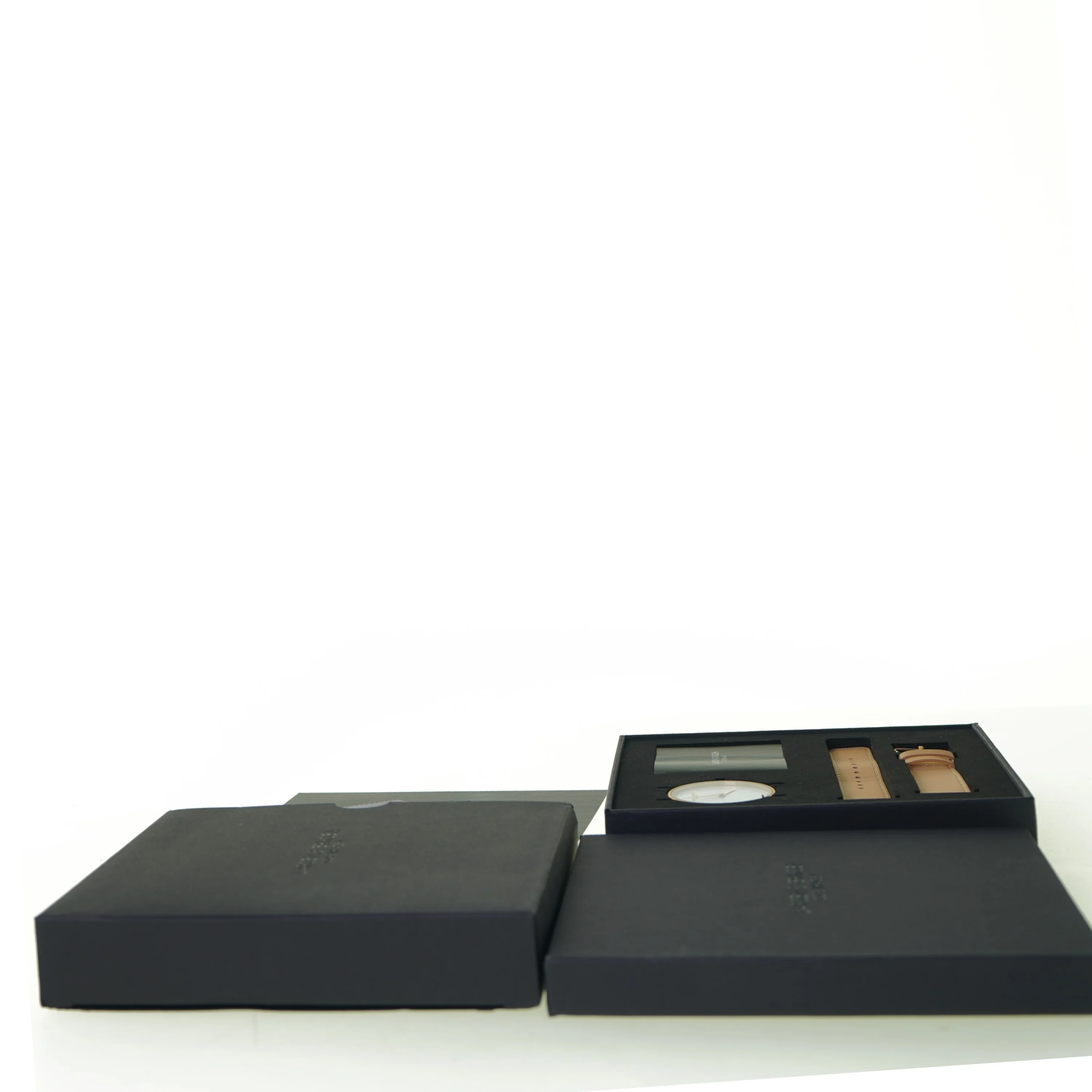 Armbånds ur fra Larsen Og Eriksen Copenhagen (str. 15 x 3 cm)