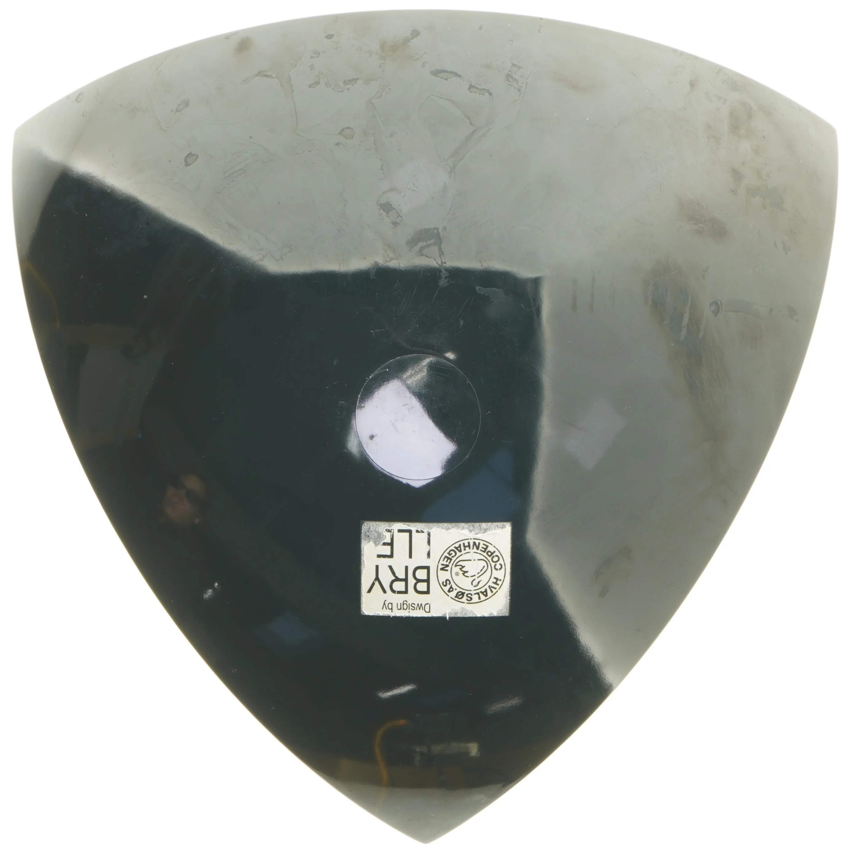 Trekantet sort designer fad fra Hvalsø Copenhagen (str. Ø 35 cm)