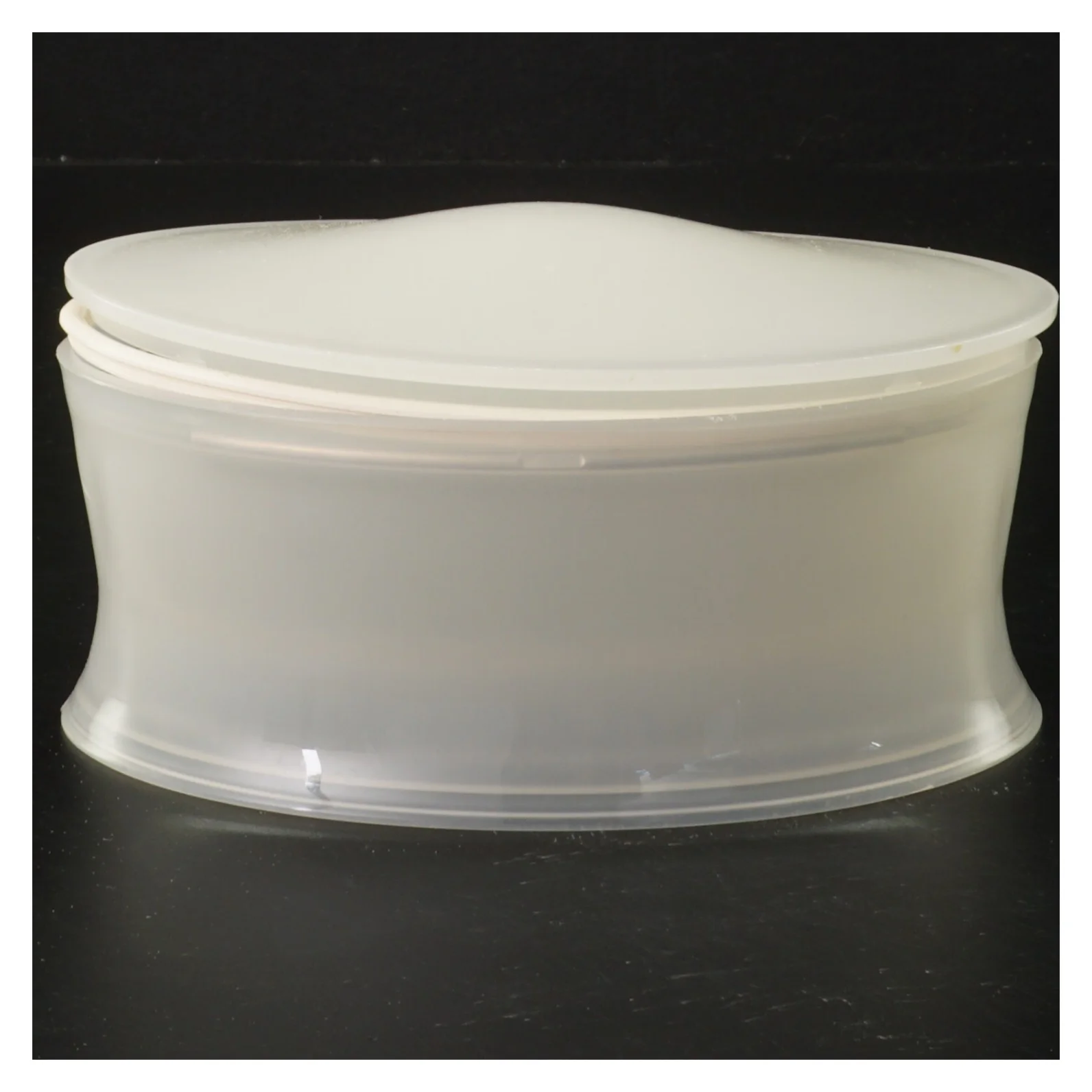 Opbevaringsboks med rivejern fra Bodum (str. 16 cm)