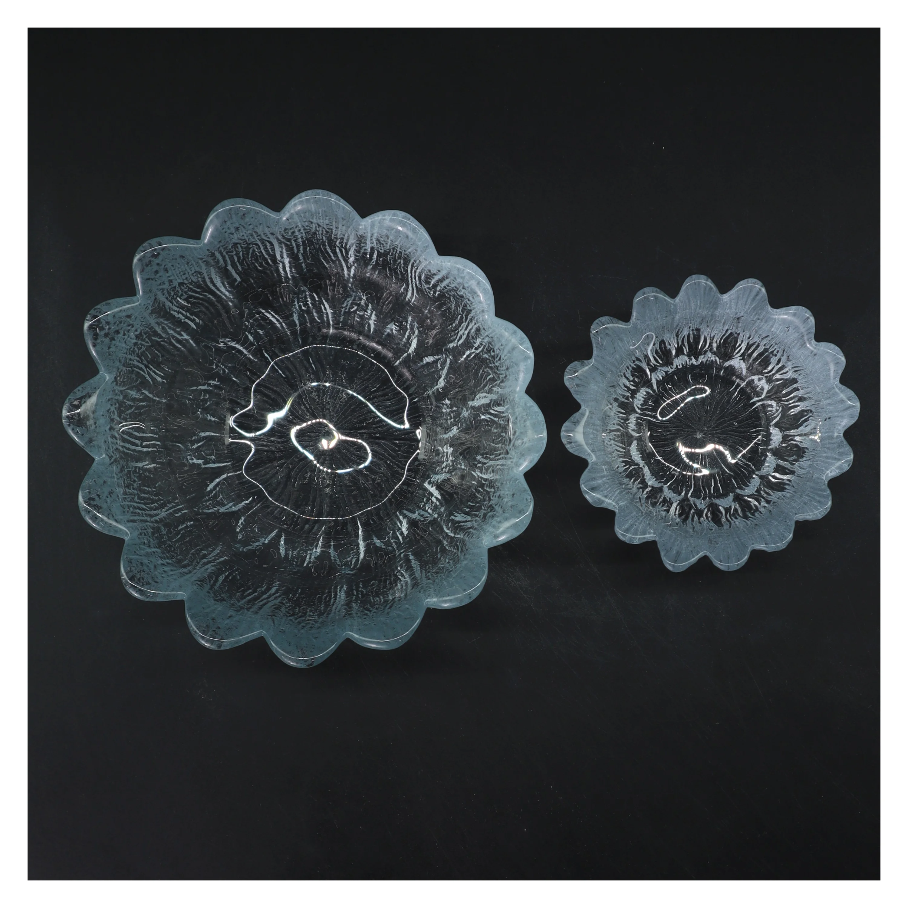  2 skåle i glas fra Holmegaard (str. Ø 17 & 10,5 cm)