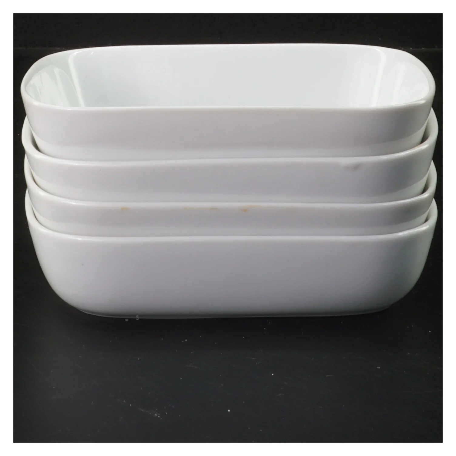 Rektangulære hvide fade/ skåle , 4 stk. (str. 4 stk 15x11 cm)