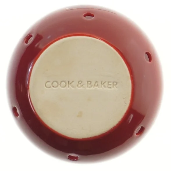 Rød keramisk krukke med låg fra Cook & Baker til bl.a hvidløg (str. 10 cm)