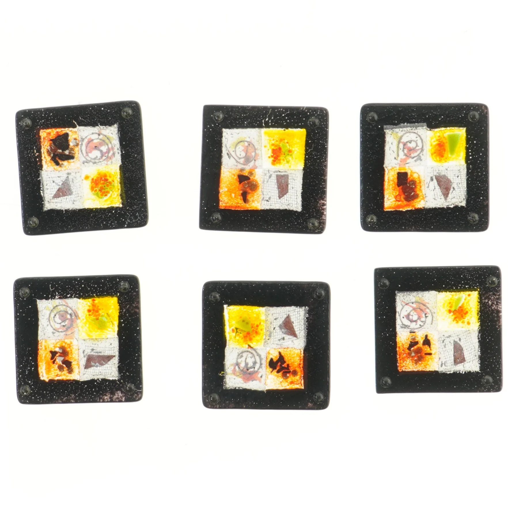 Glasunderlag med moderne design (str. 6 stk 9,5x9,5 cm)