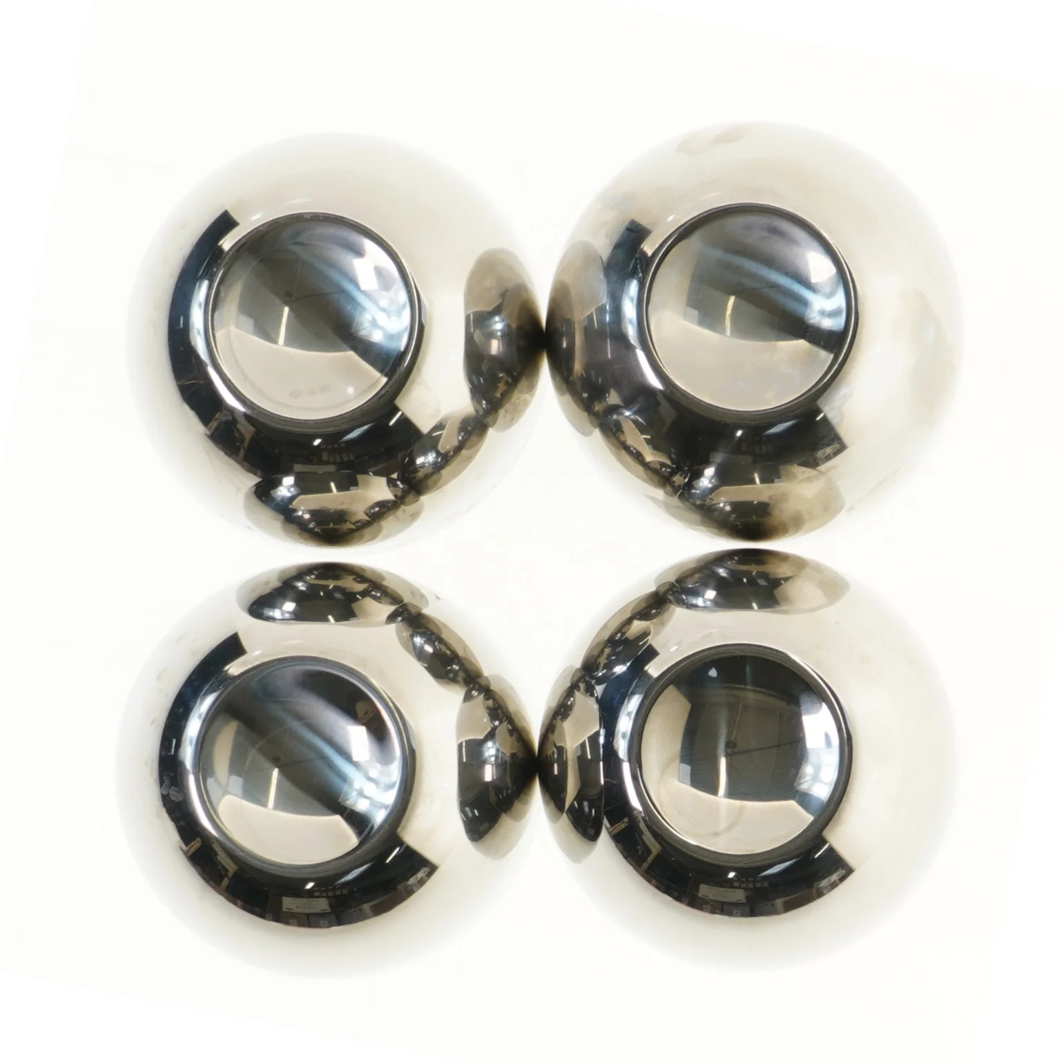 Sæt af rustfri stål skåle fra Menu (str. Ø 12,5 cm)